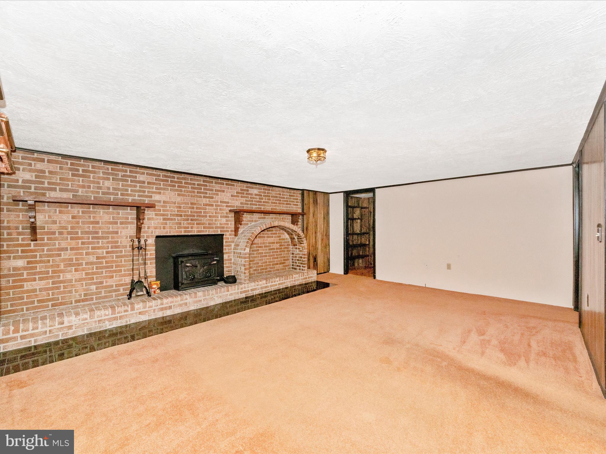 3180 HUNTING CREEK ROAD