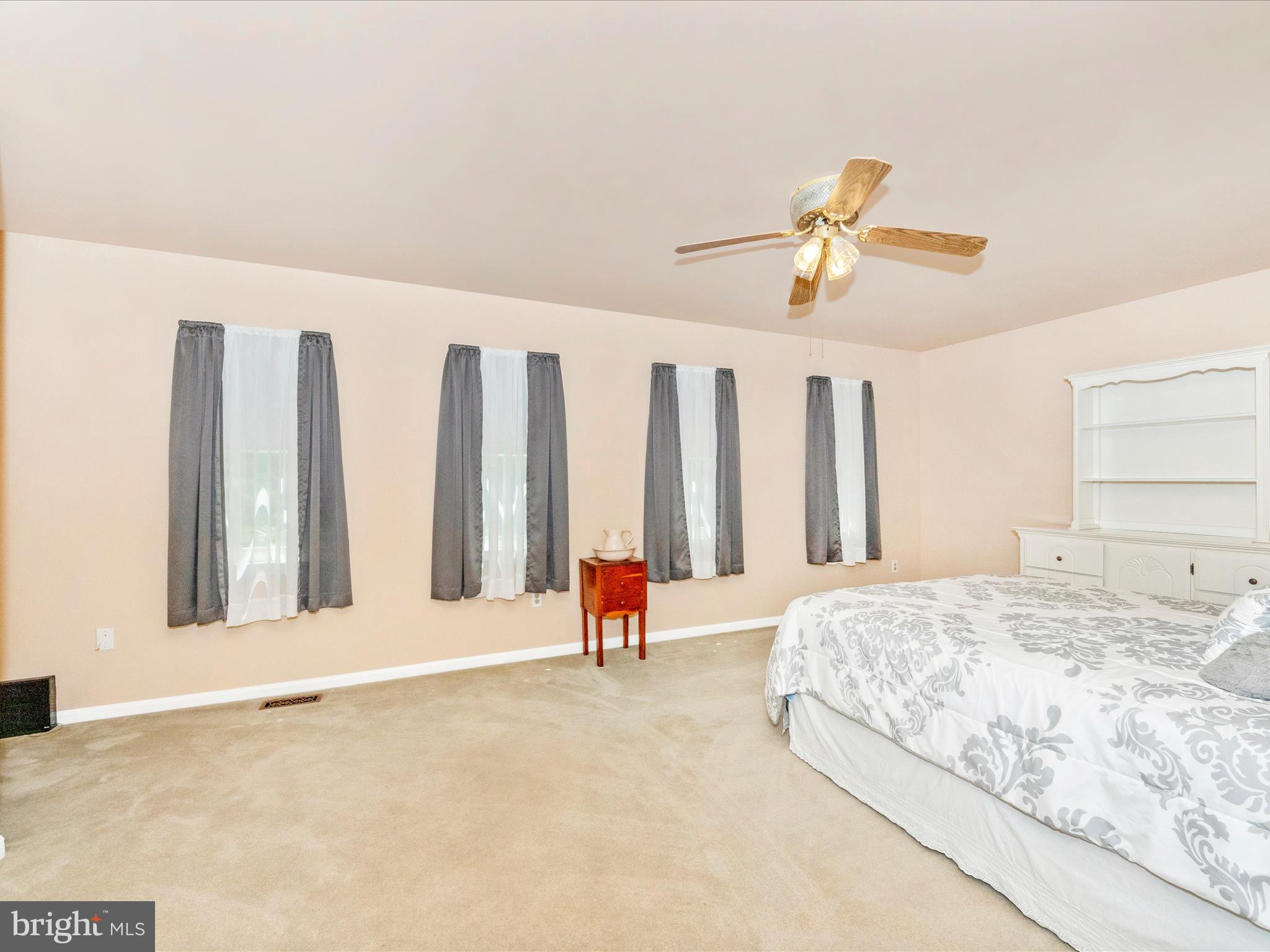 3180 HUNTING CREEK ROAD