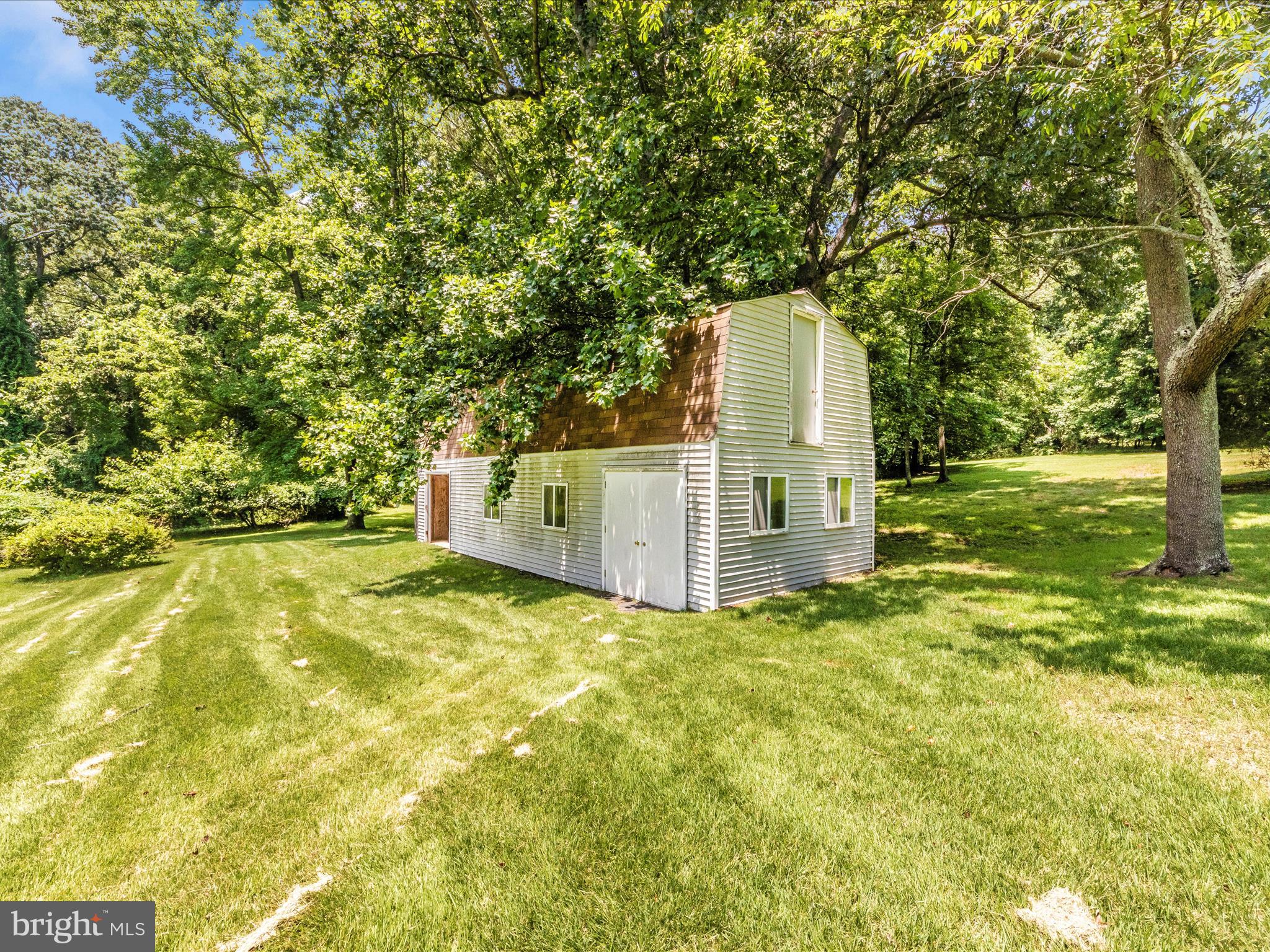 3180 HUNTING CREEK ROAD