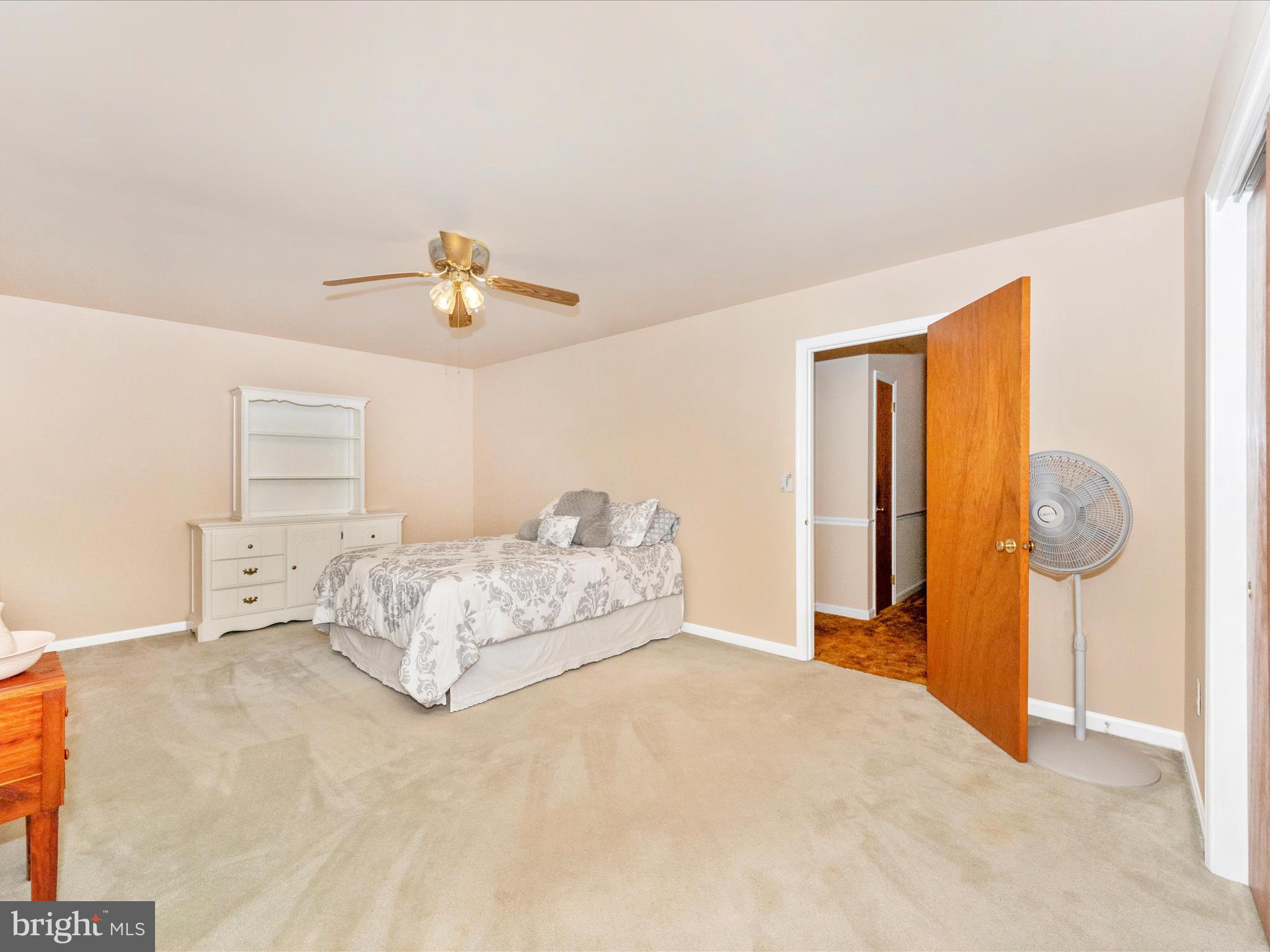 3180 HUNTING CREEK ROAD
