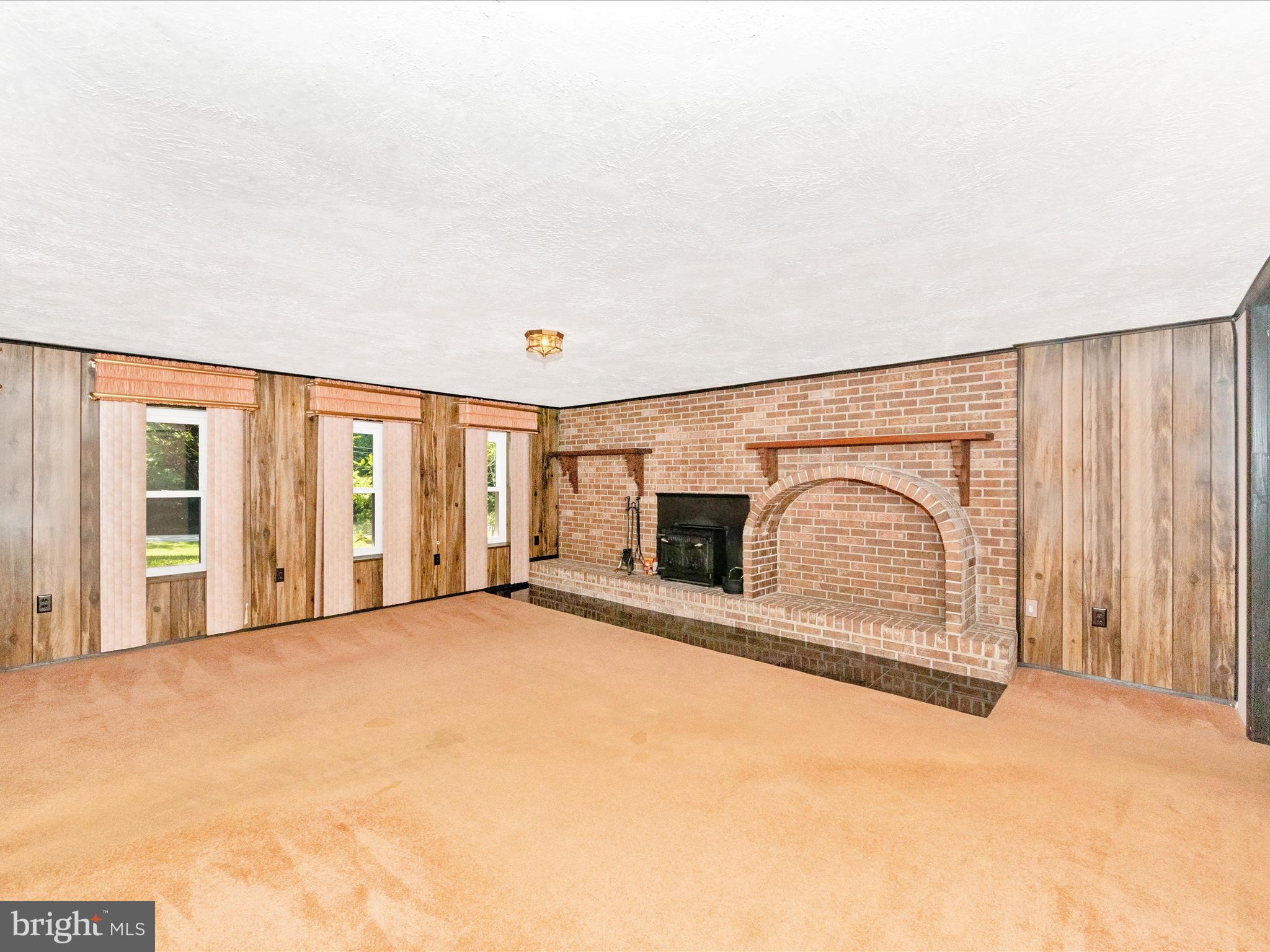 3180 HUNTING CREEK ROAD