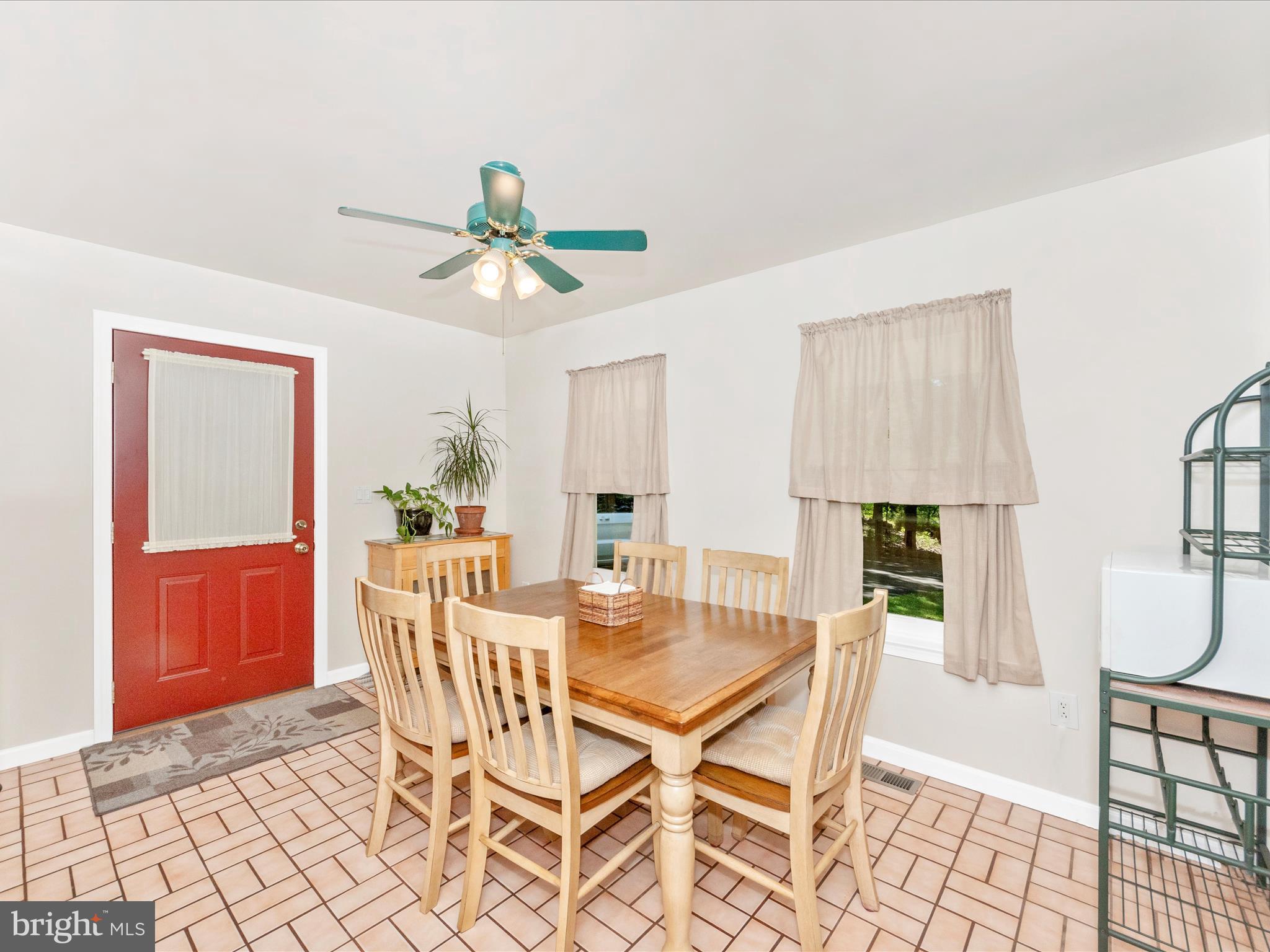 3180 HUNTING CREEK ROAD