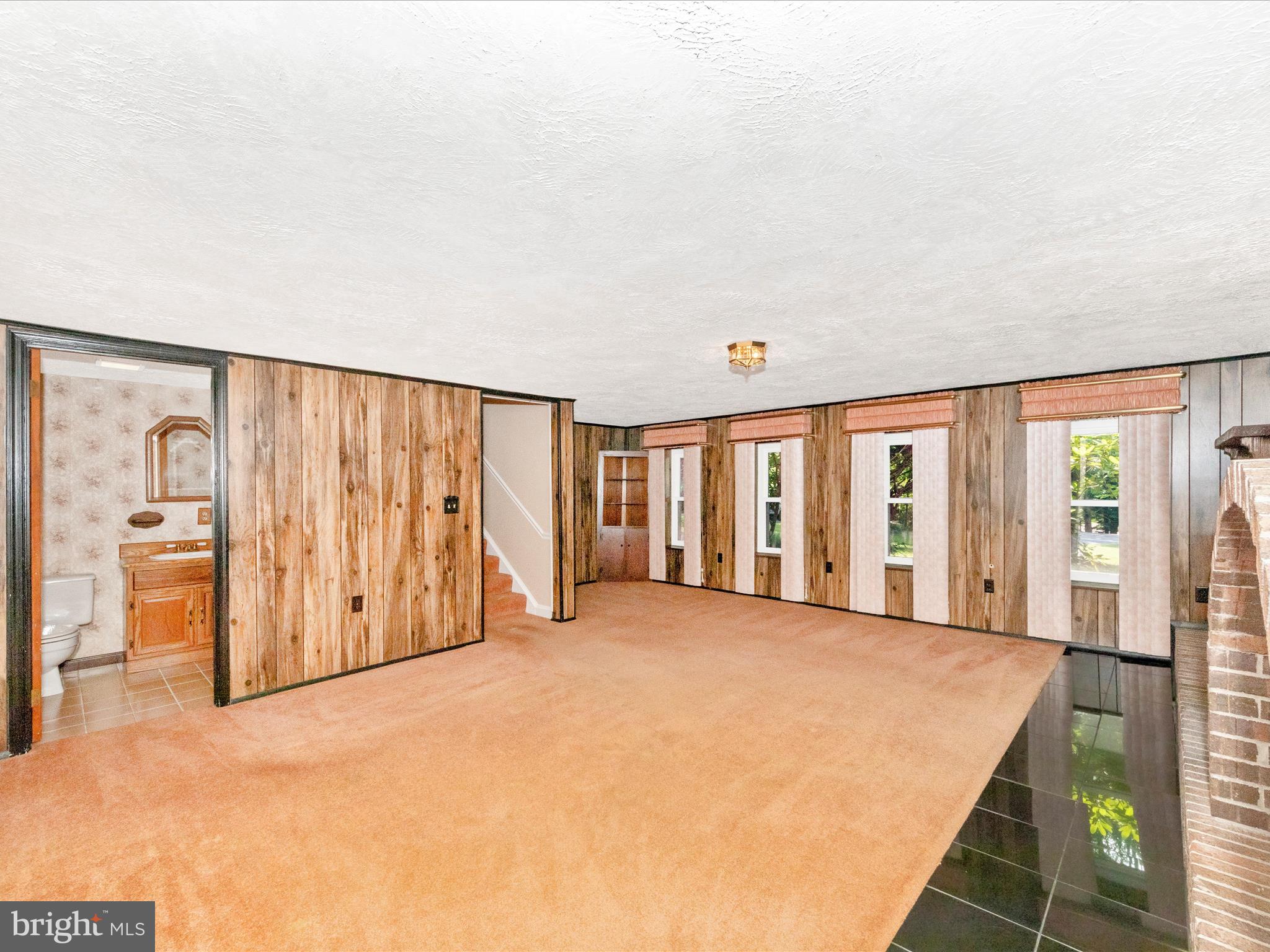 3180 HUNTING CREEK ROAD