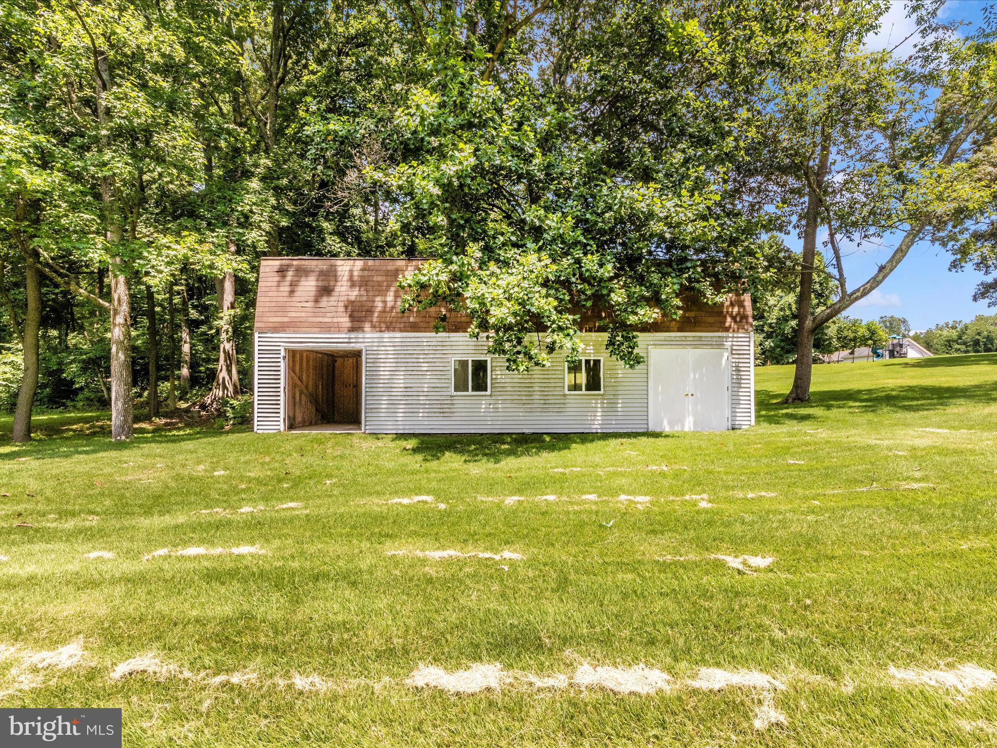 3180 HUNTING CREEK ROAD