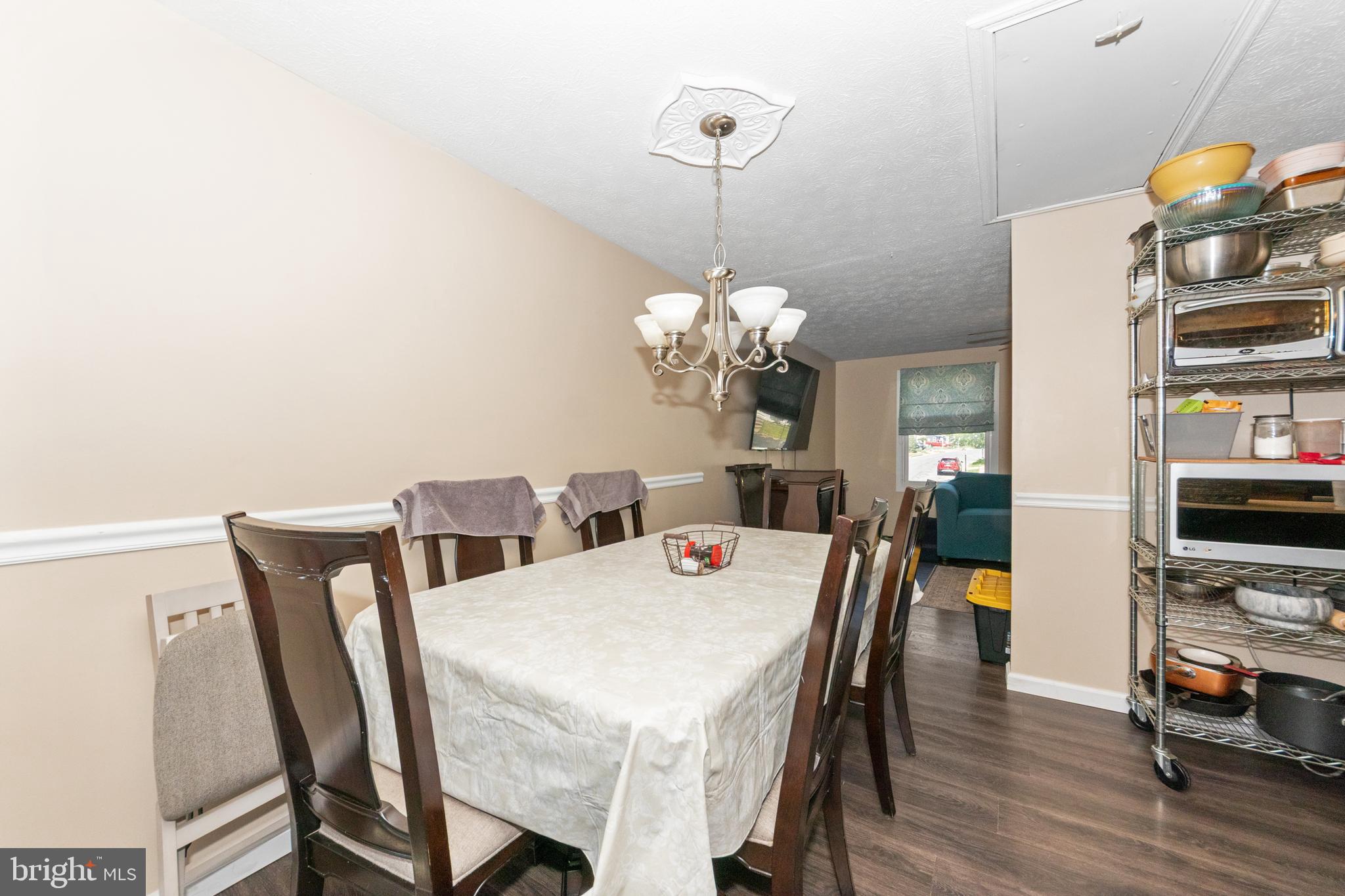 1603 DOGWOOD DRIVE