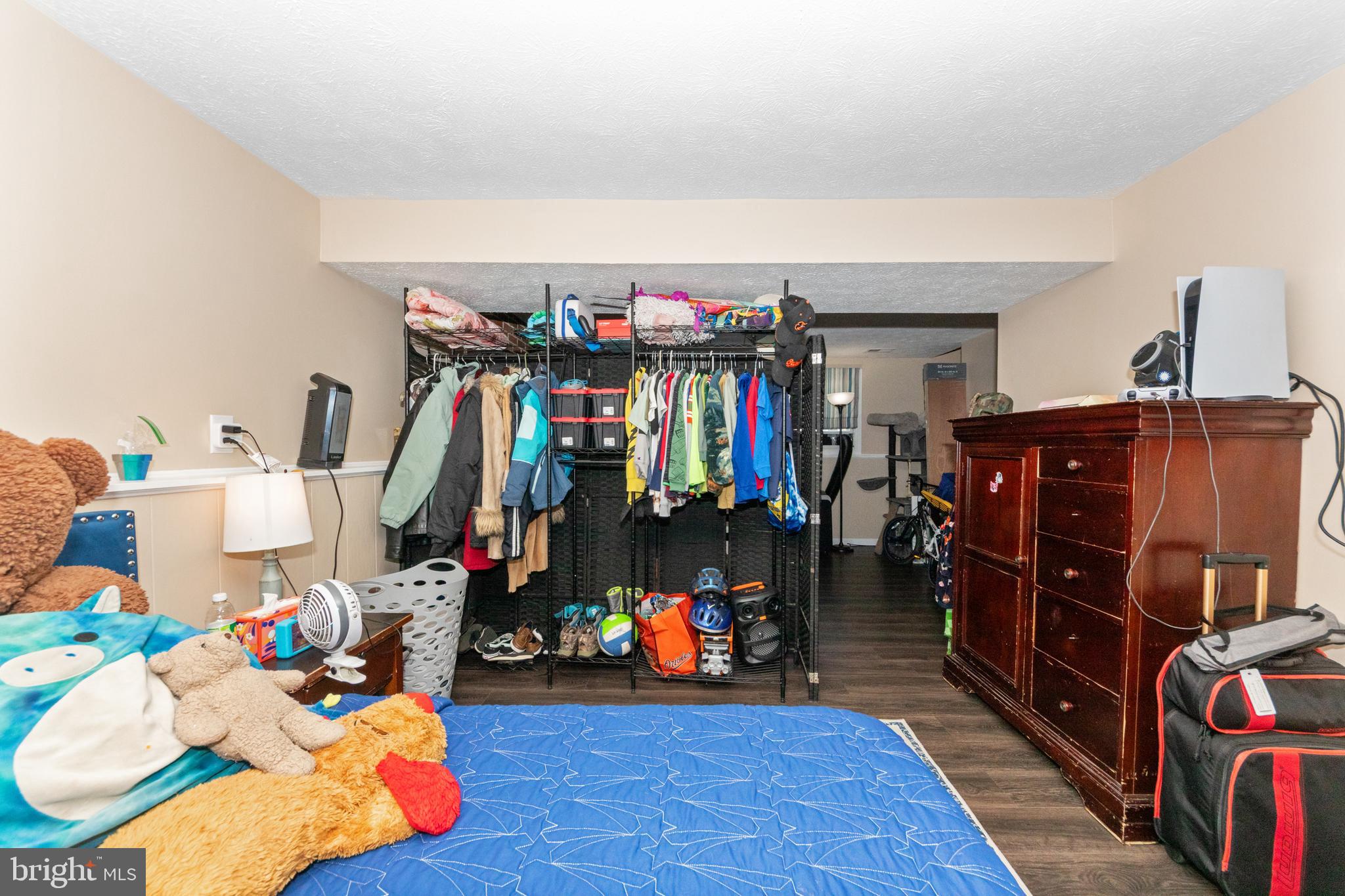 1603 DOGWOOD DRIVE