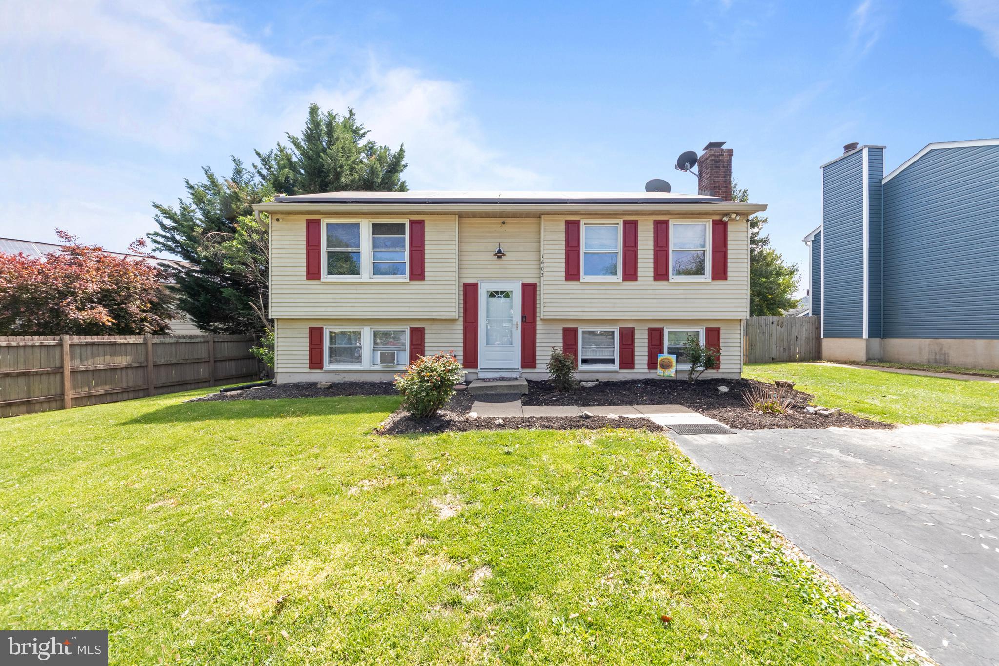 1603 DOGWOOD DRIVE