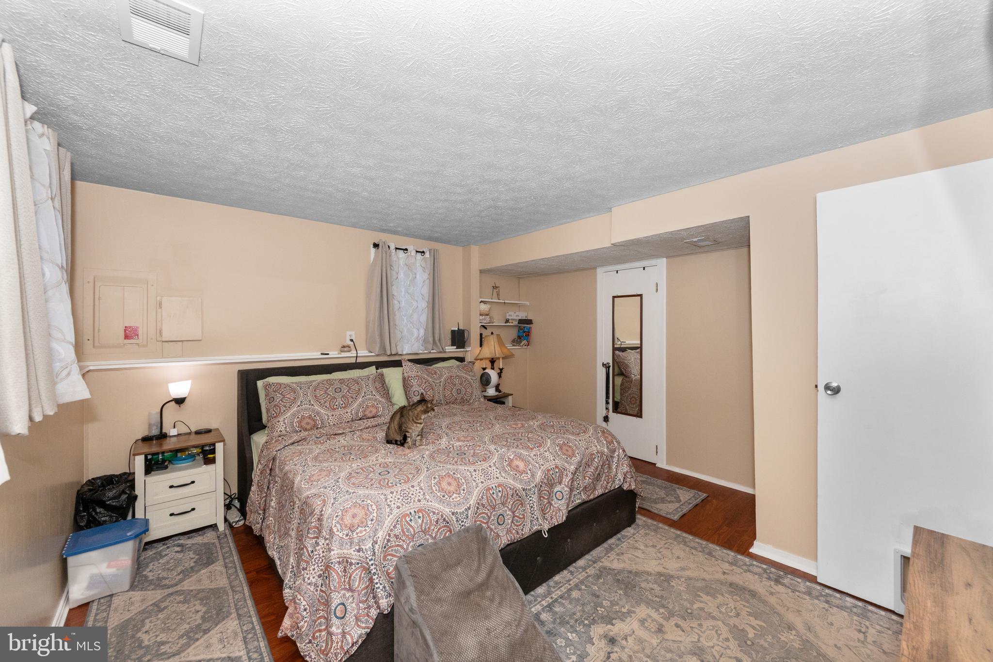 1603 DOGWOOD DRIVE
