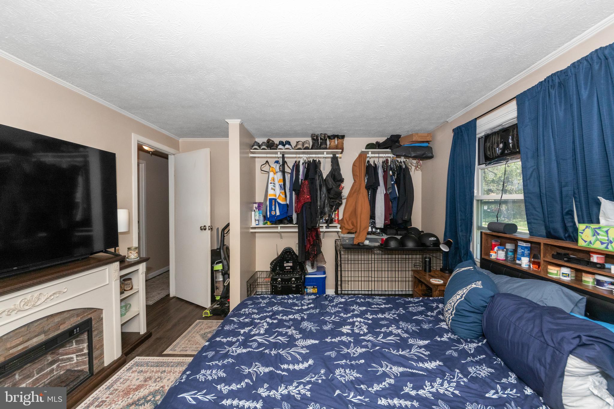 1603 DOGWOOD DRIVE