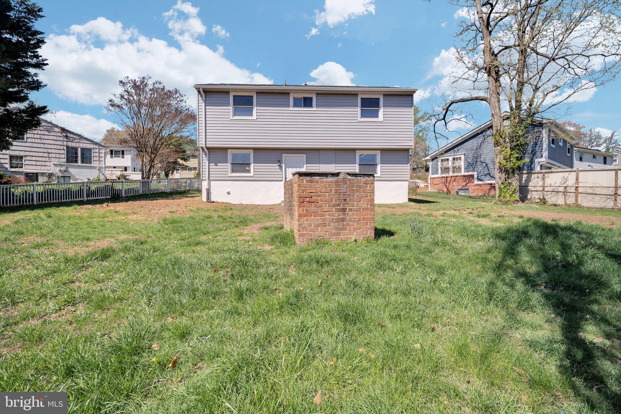 512 WINSLOW ROAD