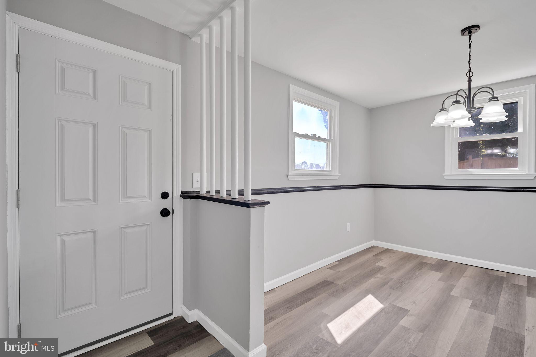 512 WINSLOW ROAD