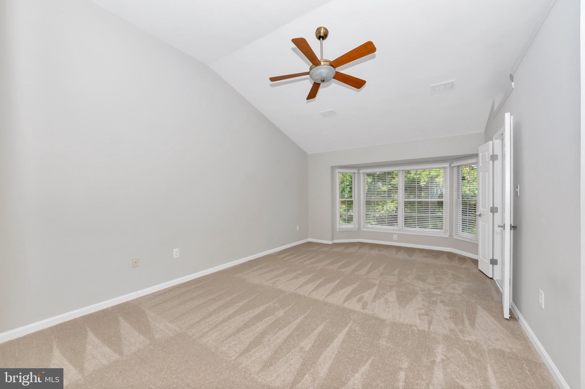 6323 FRANCONIA COMMONS DRIVE