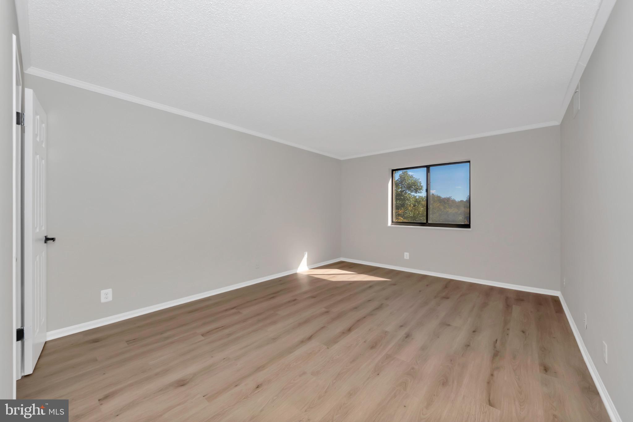 5904 MOUNT EAGLE DRIVE 210