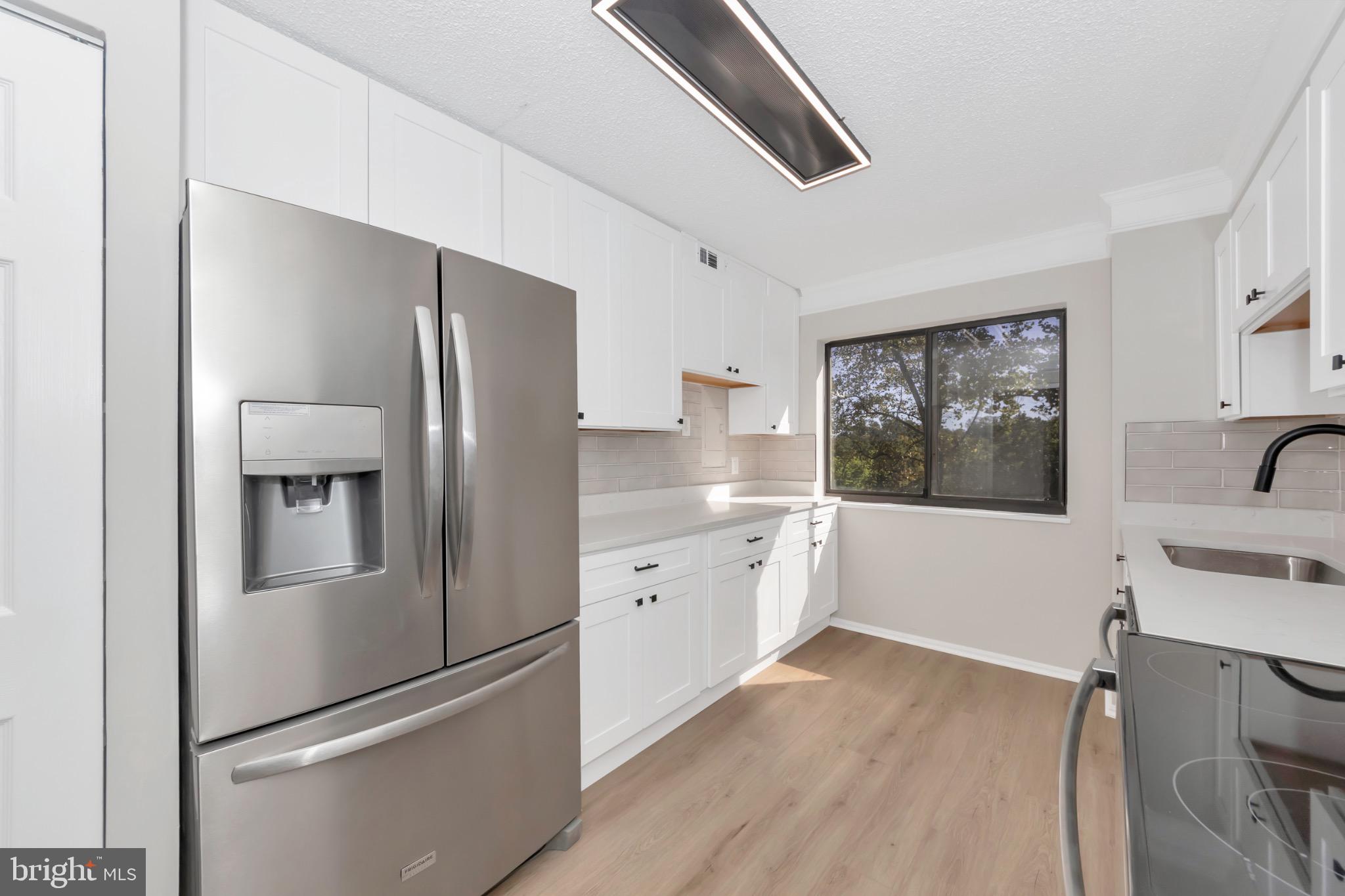 5904 MOUNT EAGLE DRIVE 210