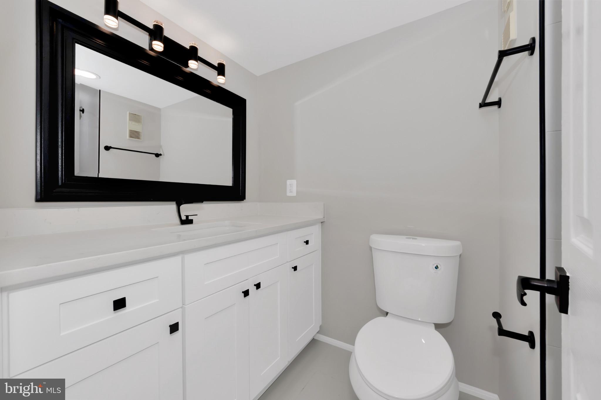 5904 MOUNT EAGLE DRIVE 210
