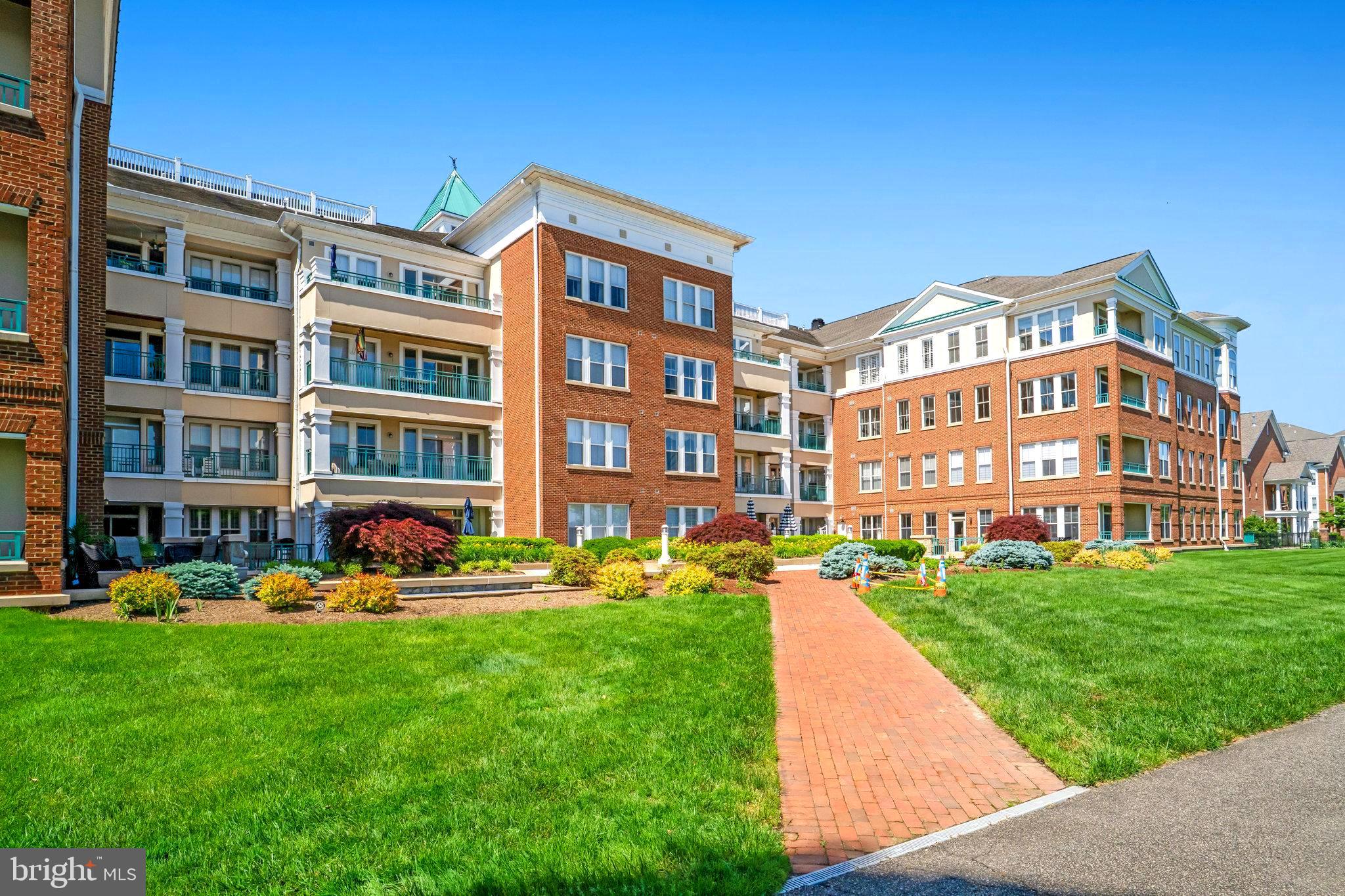 440 BELMONT BAY DRIVE 406