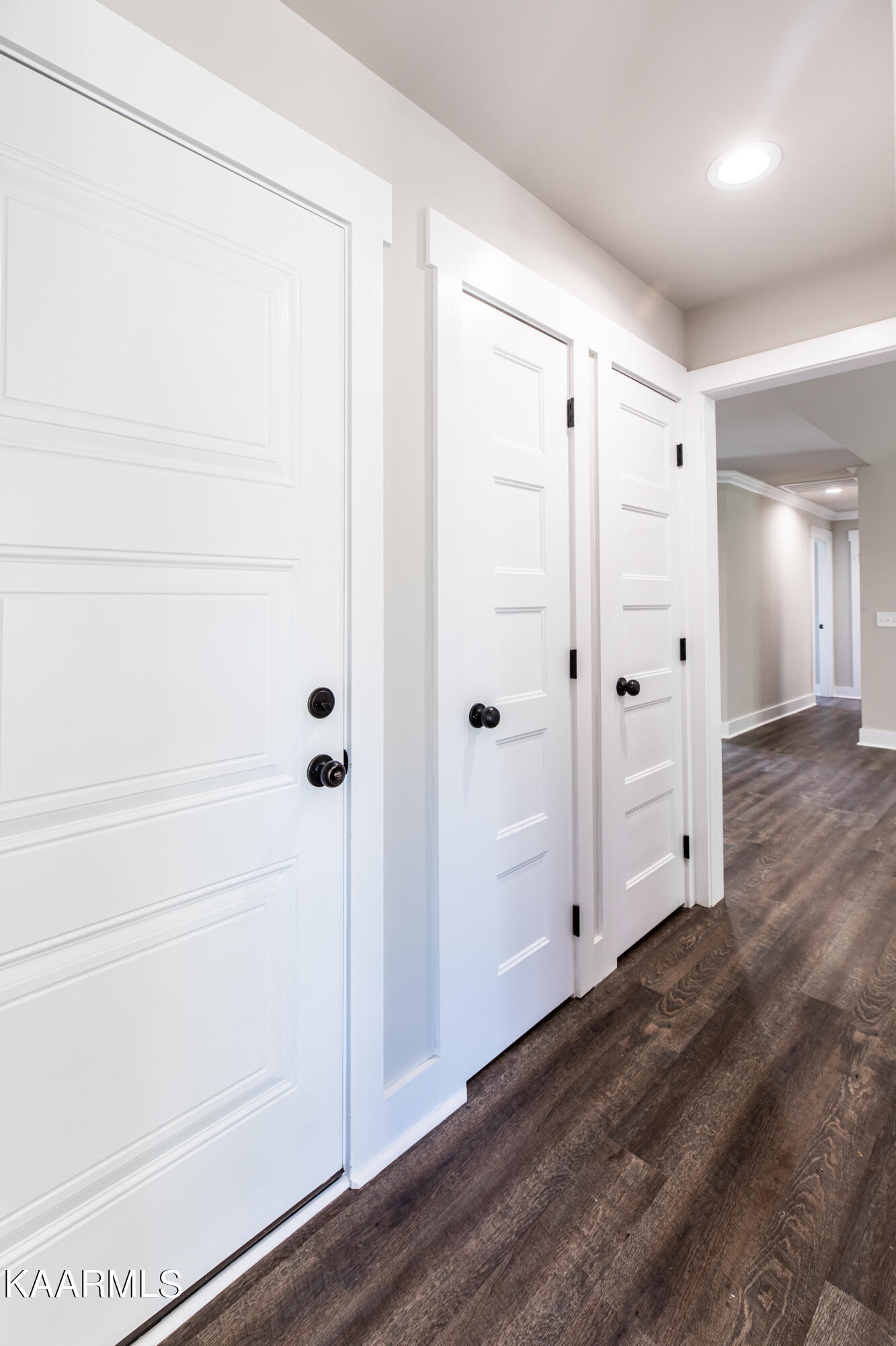 121 West Drive, LaFollette