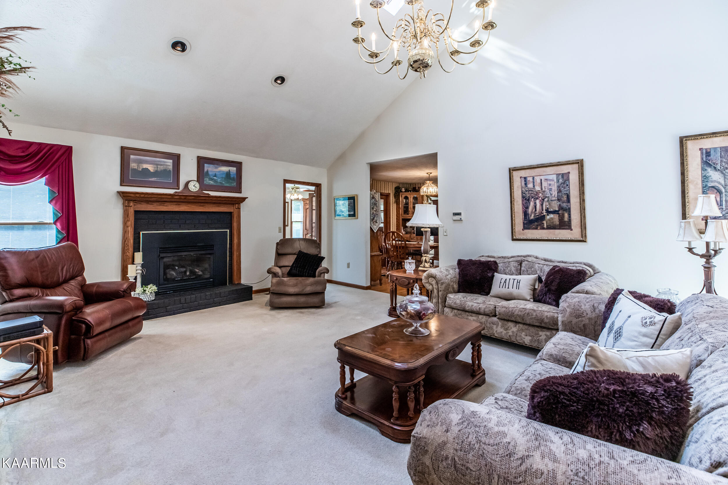 125 Foothills Circle, LaFollette