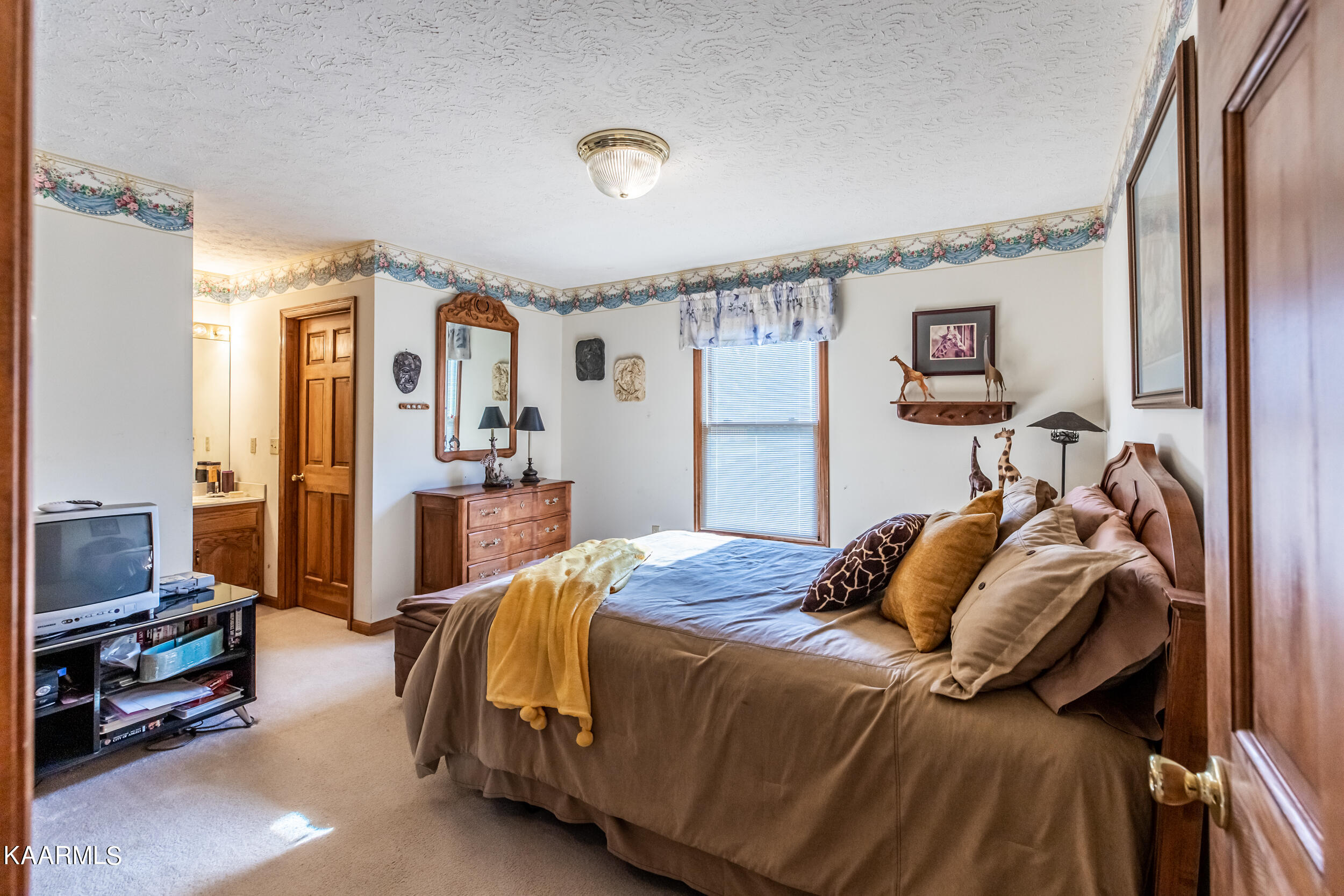 125 Foothills Circle, LaFollette