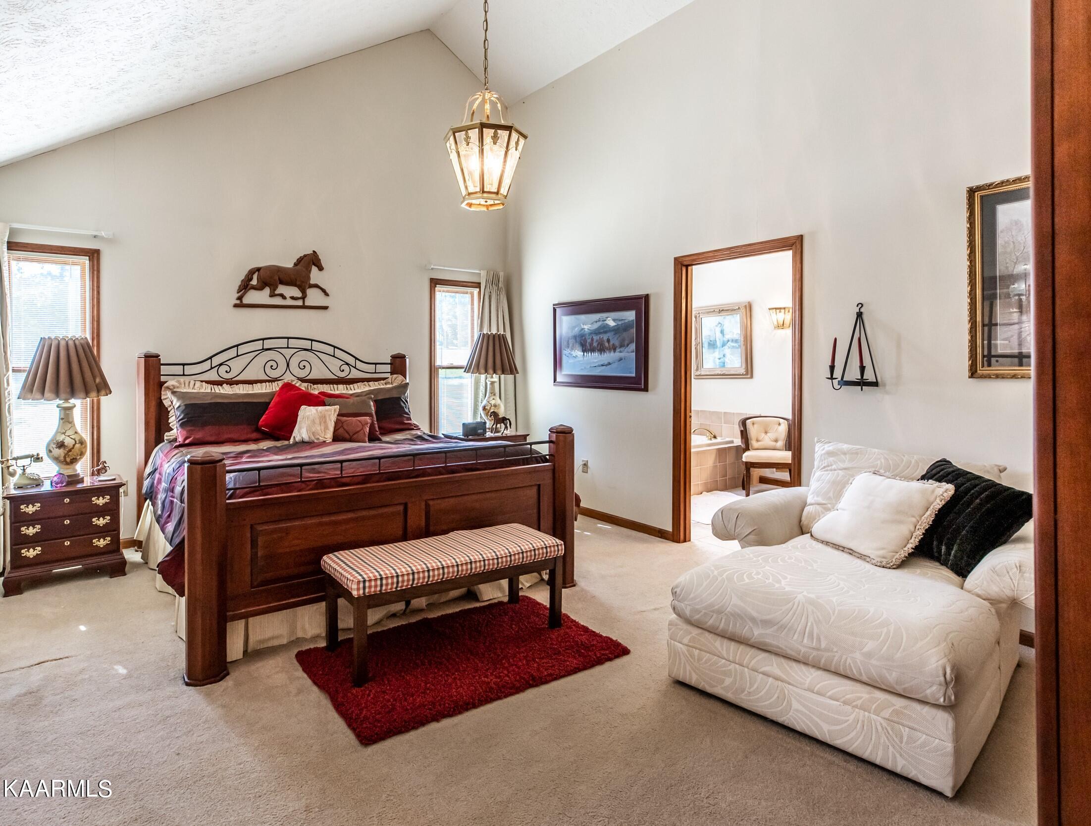 125 Foothills Circle, LaFollette