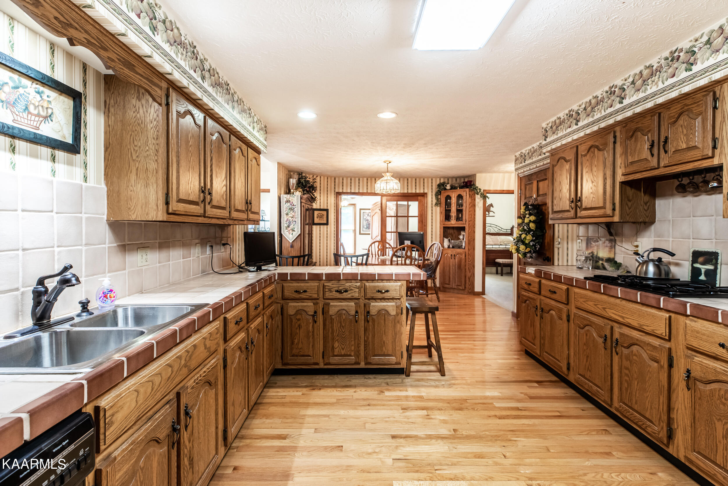 125 Foothills Circle, LaFollette