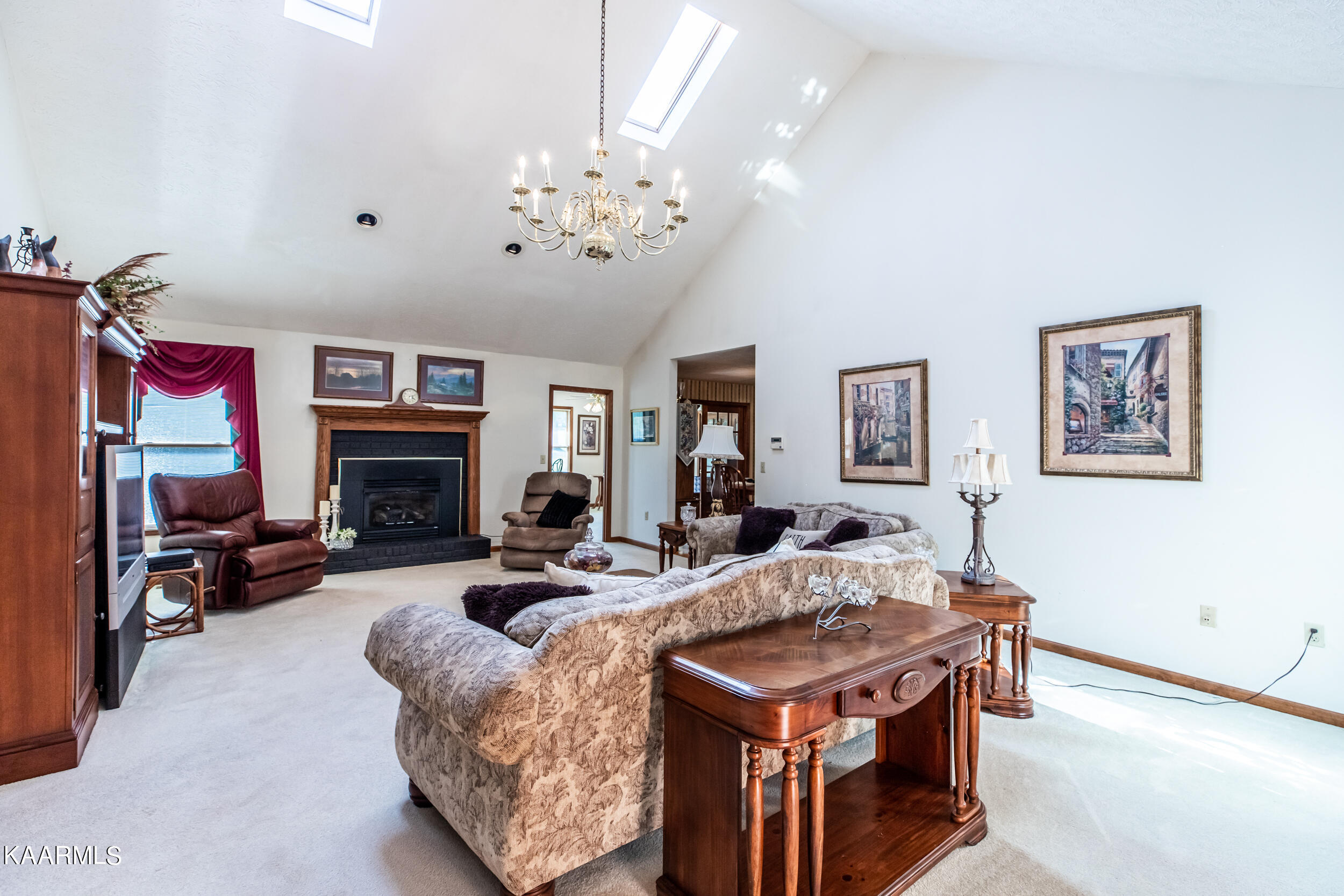 125 Foothills Circle, LaFollette