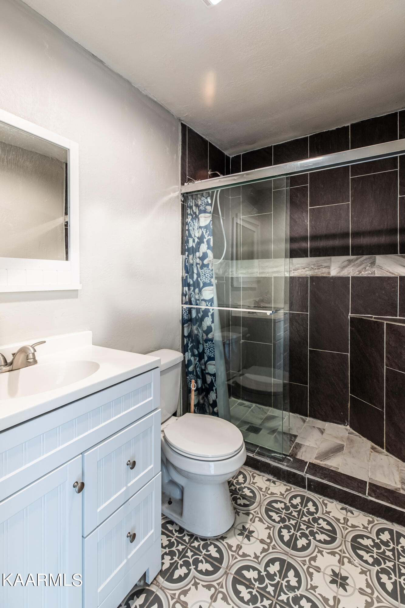 508 E Hemlock St, LaFollette