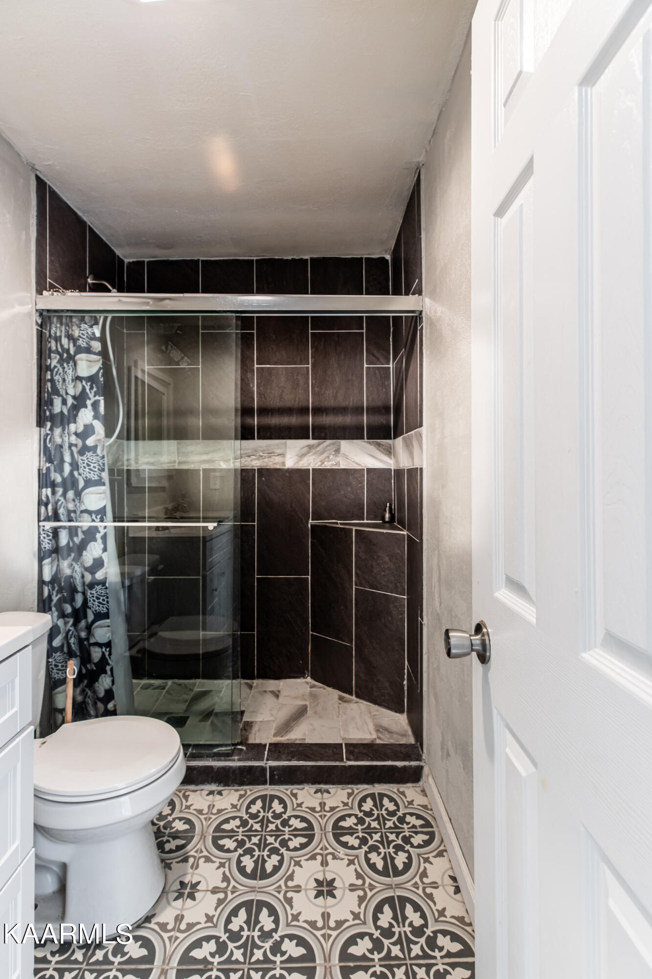 508 E Hemlock St, LaFollette