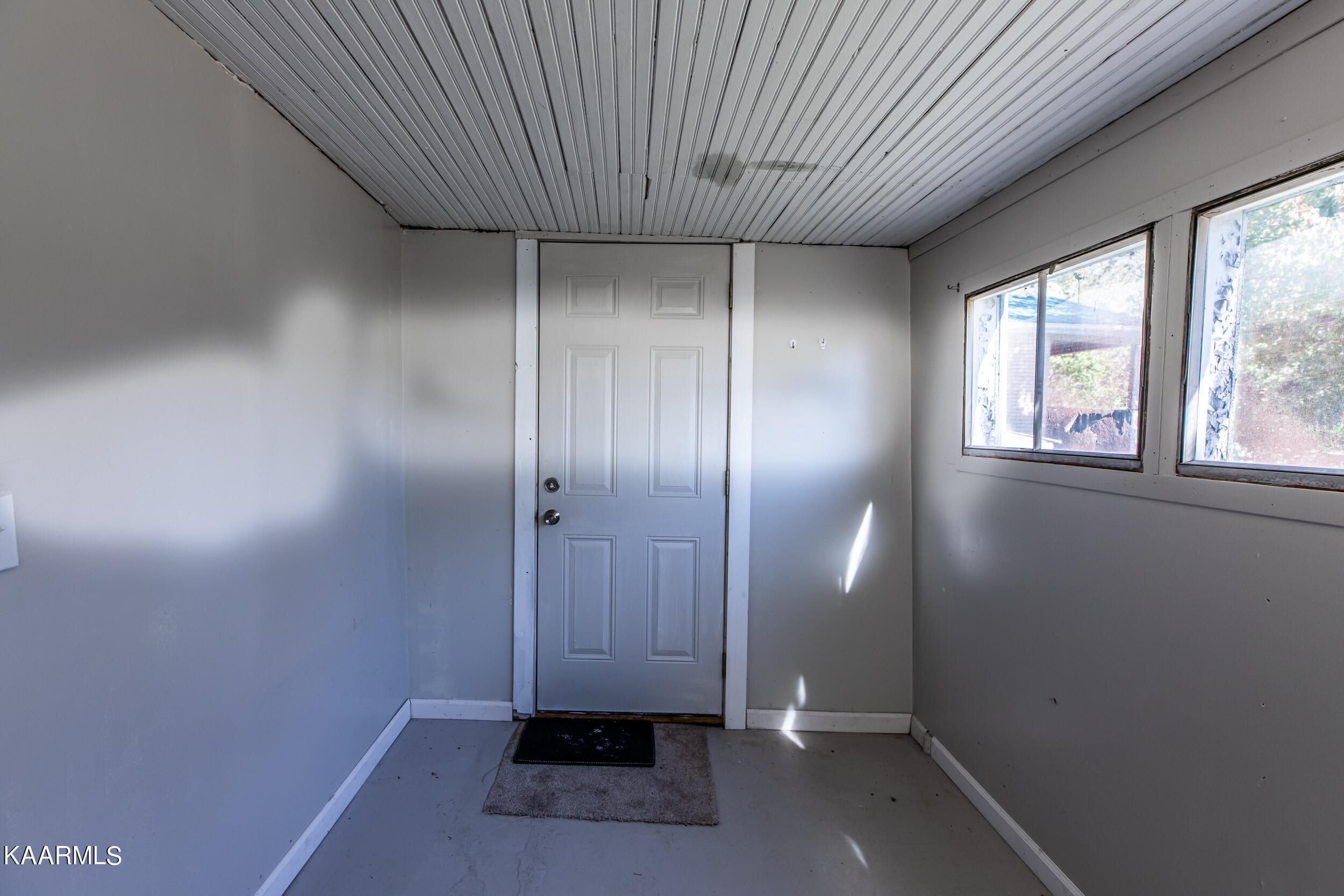 508 E Hemlock St, LaFollette