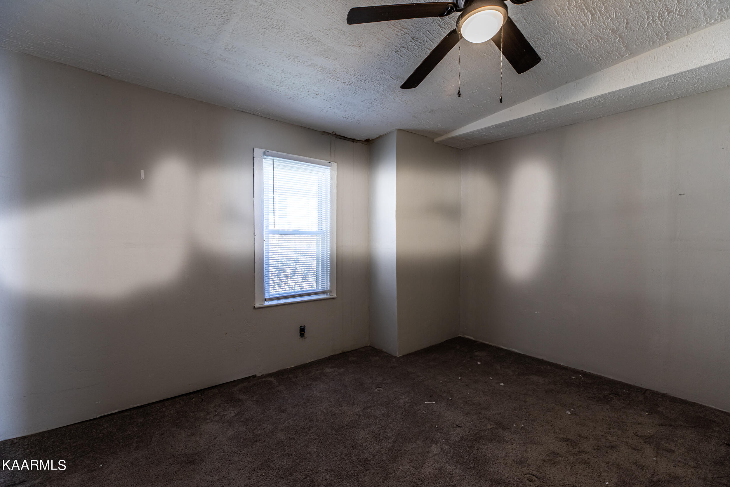 508 E Hemlock St, LaFollette