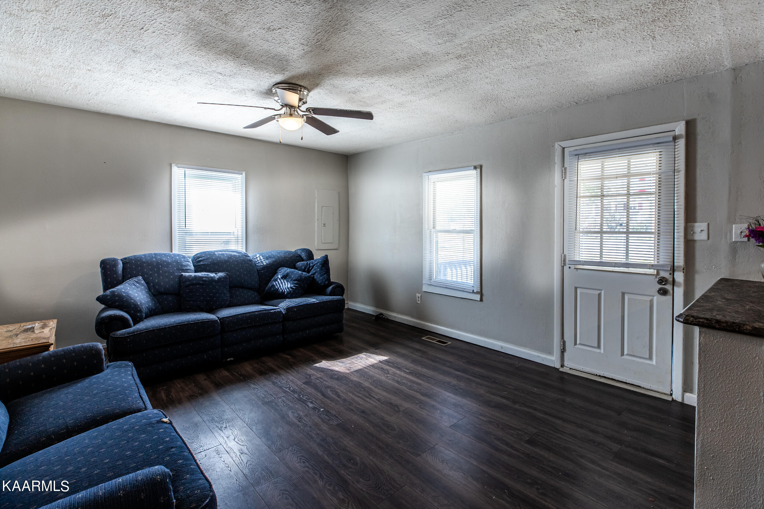 508 E Hemlock St, LaFollette