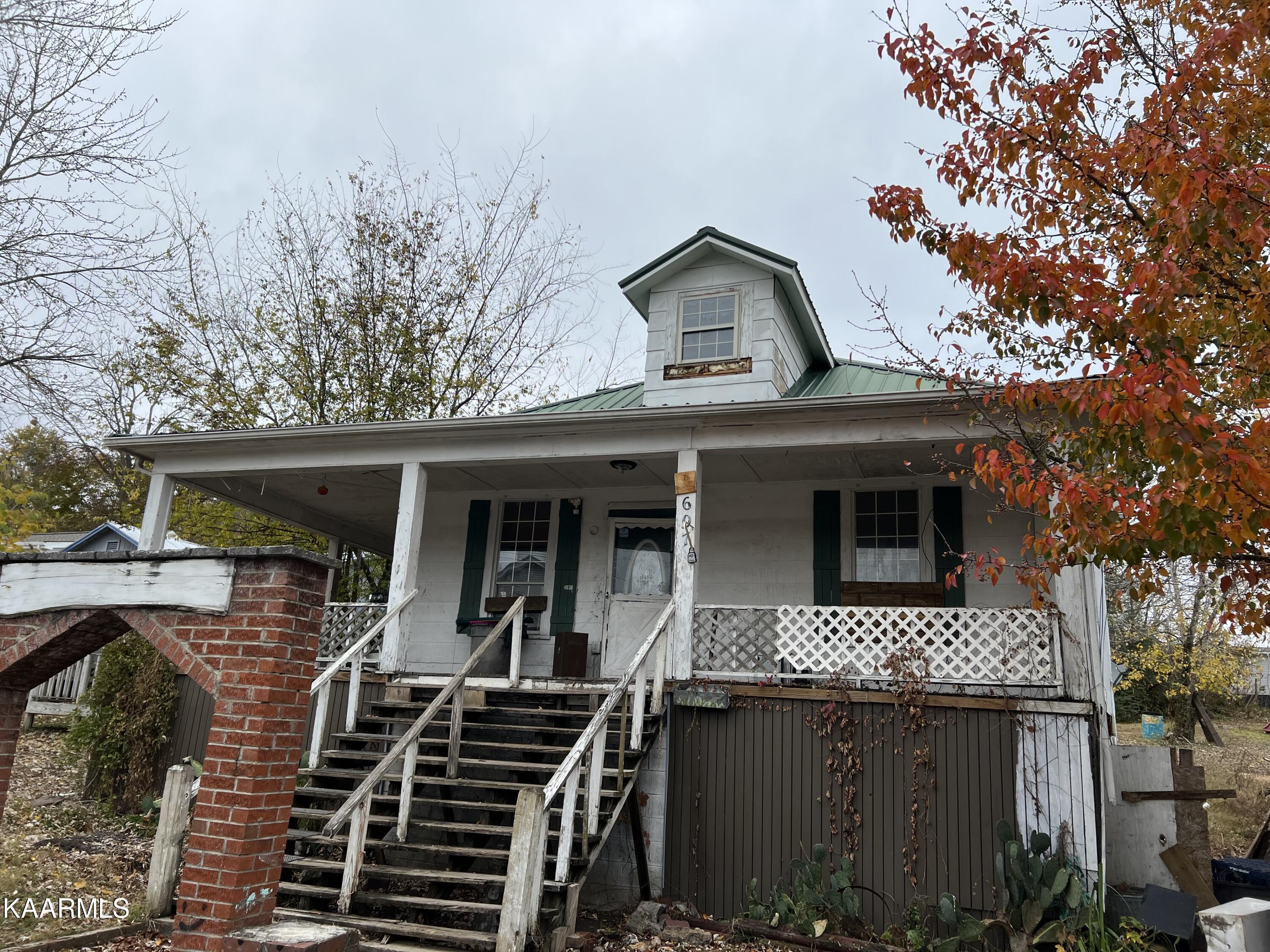 605 & 607 S Indiana Ave, LaFollette