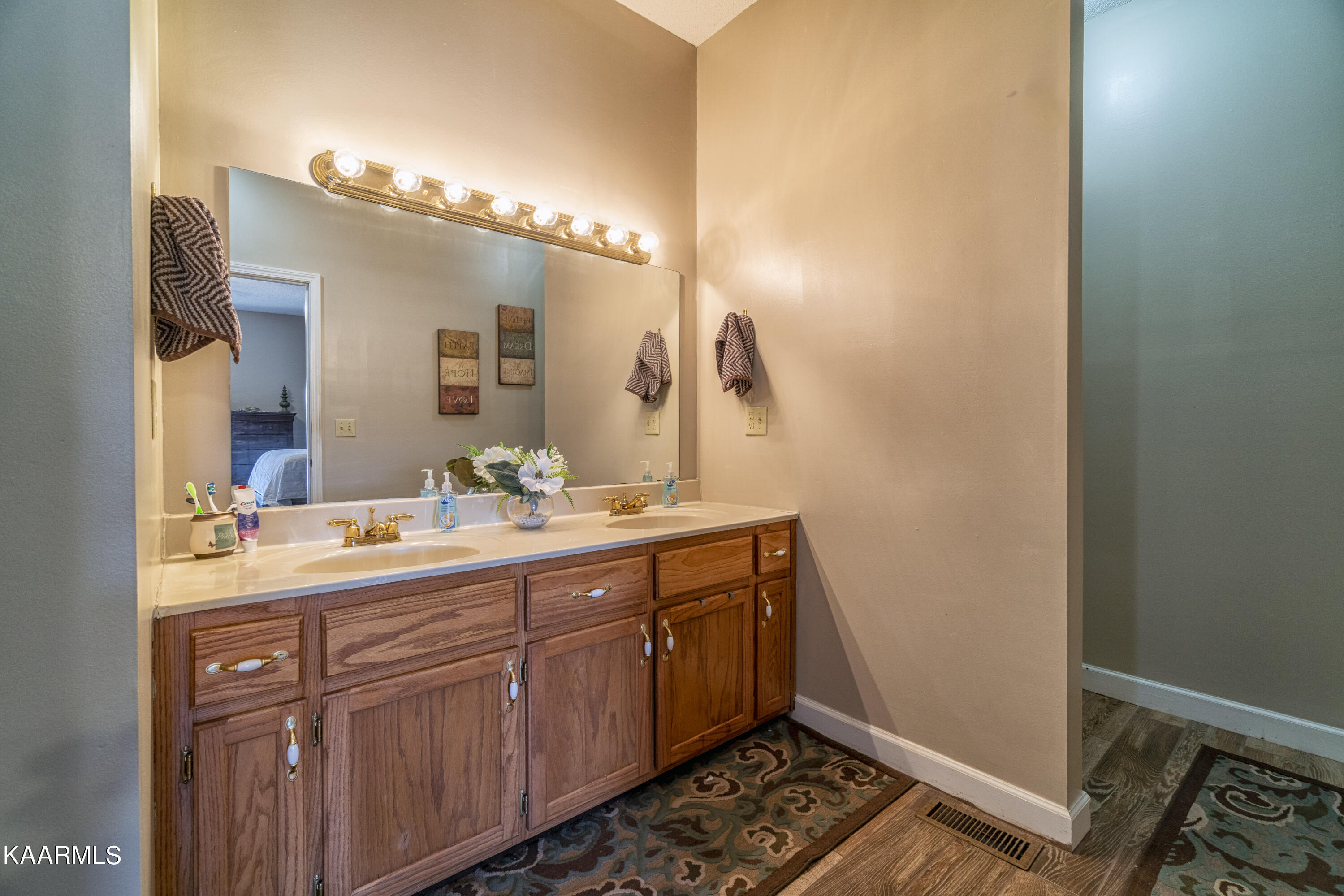 262 Hiwassee View Drive