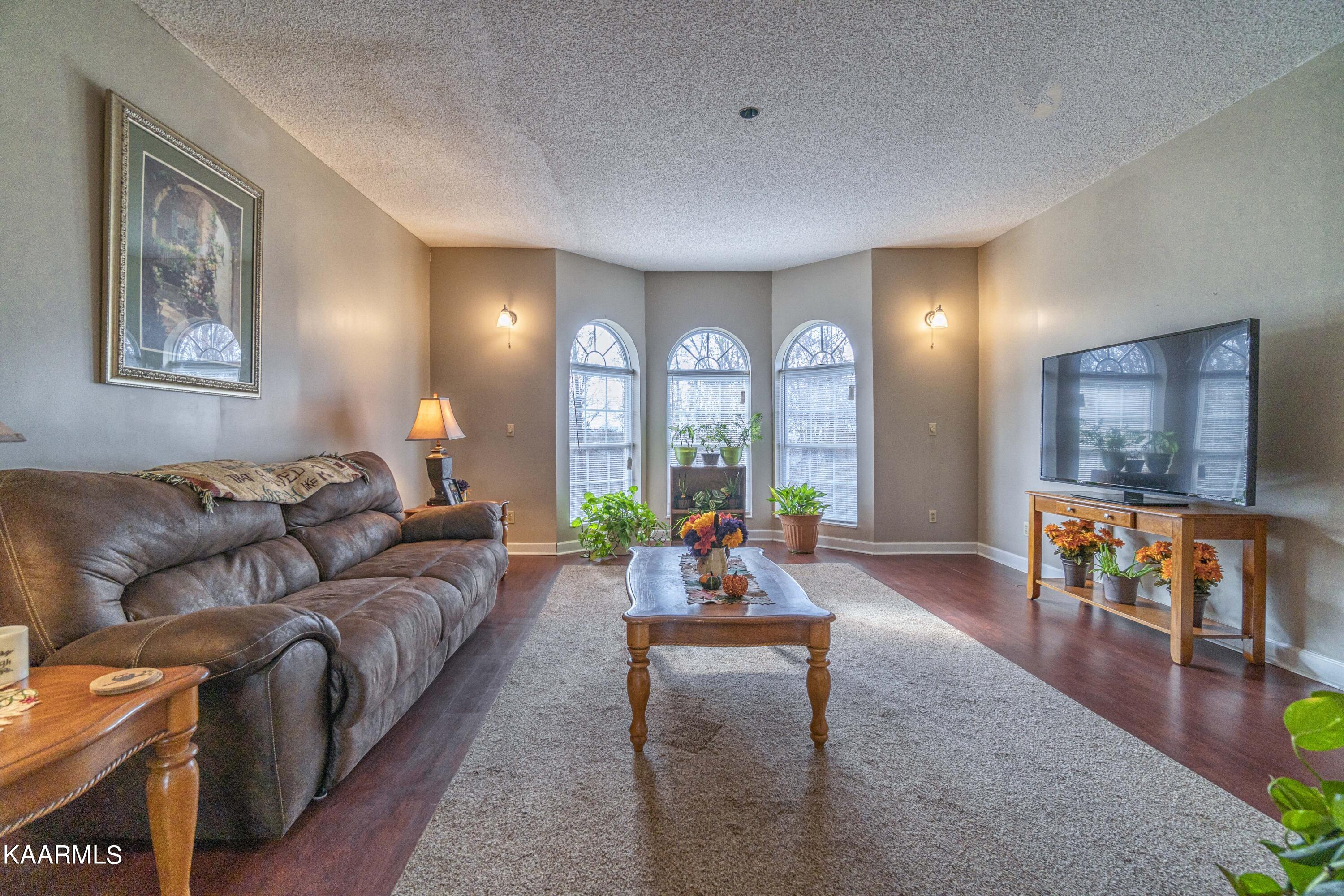 262 Hiwassee View Drive