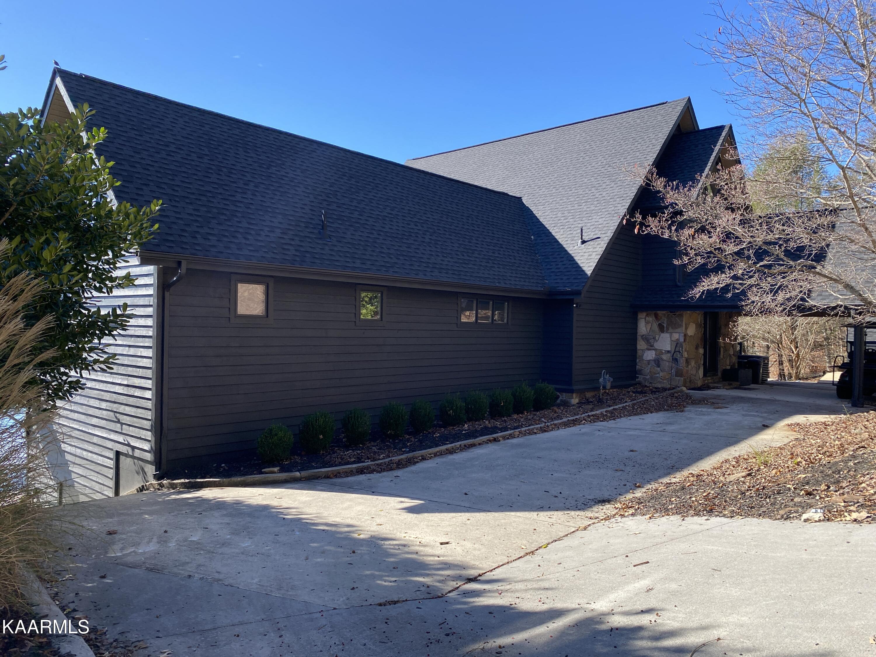 1642 Deerfield Way, LaFollette