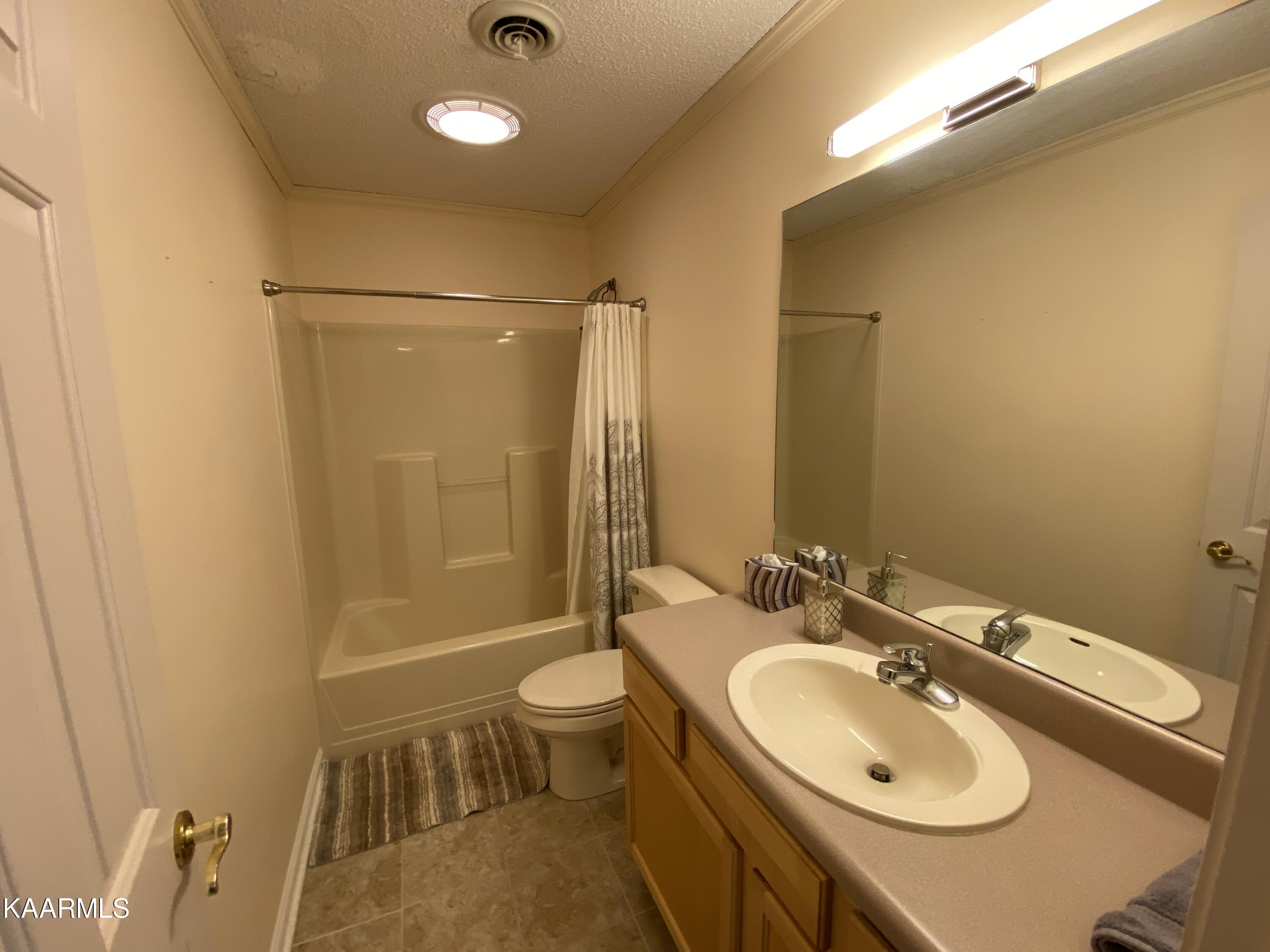 1642 Deerfield Way, LaFollette