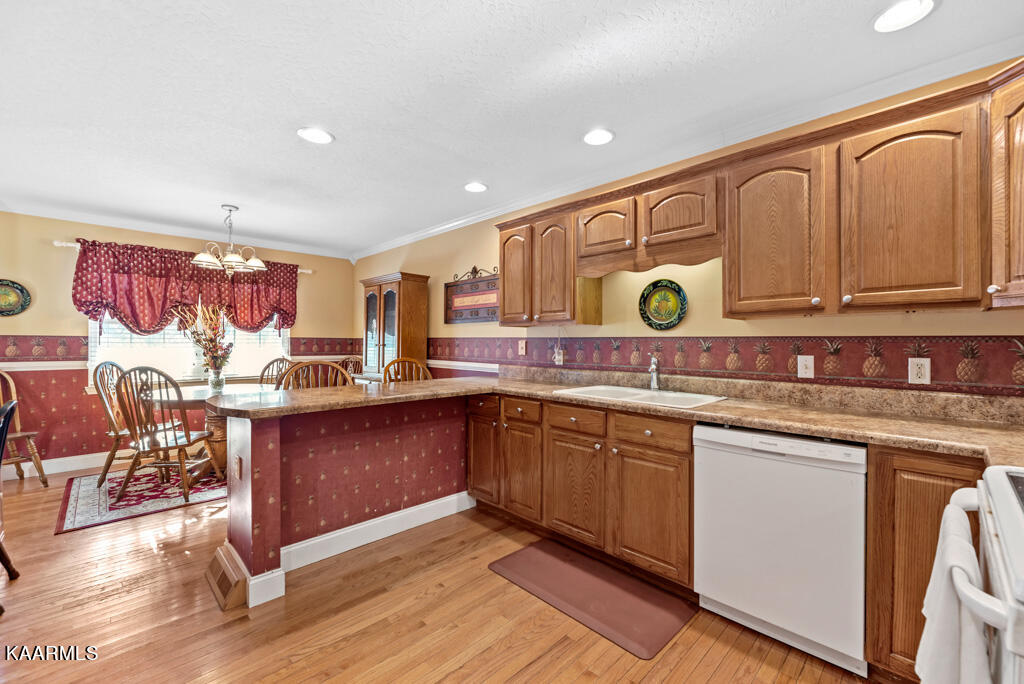 452 Clover Circle