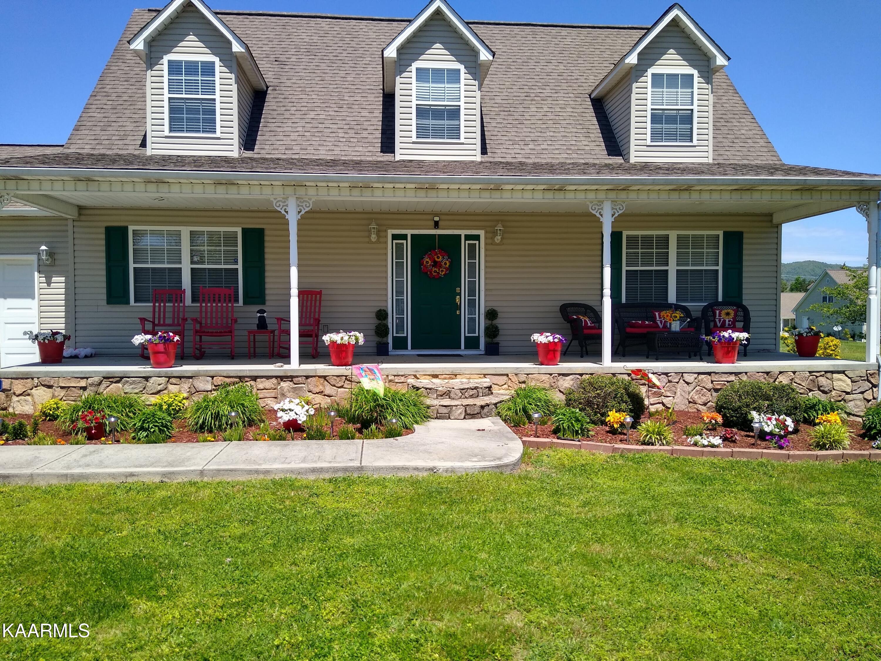 452 Clover Circle