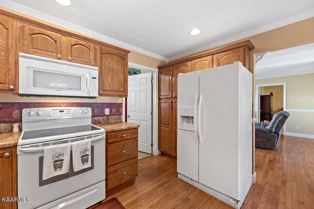 452 Clover Circle