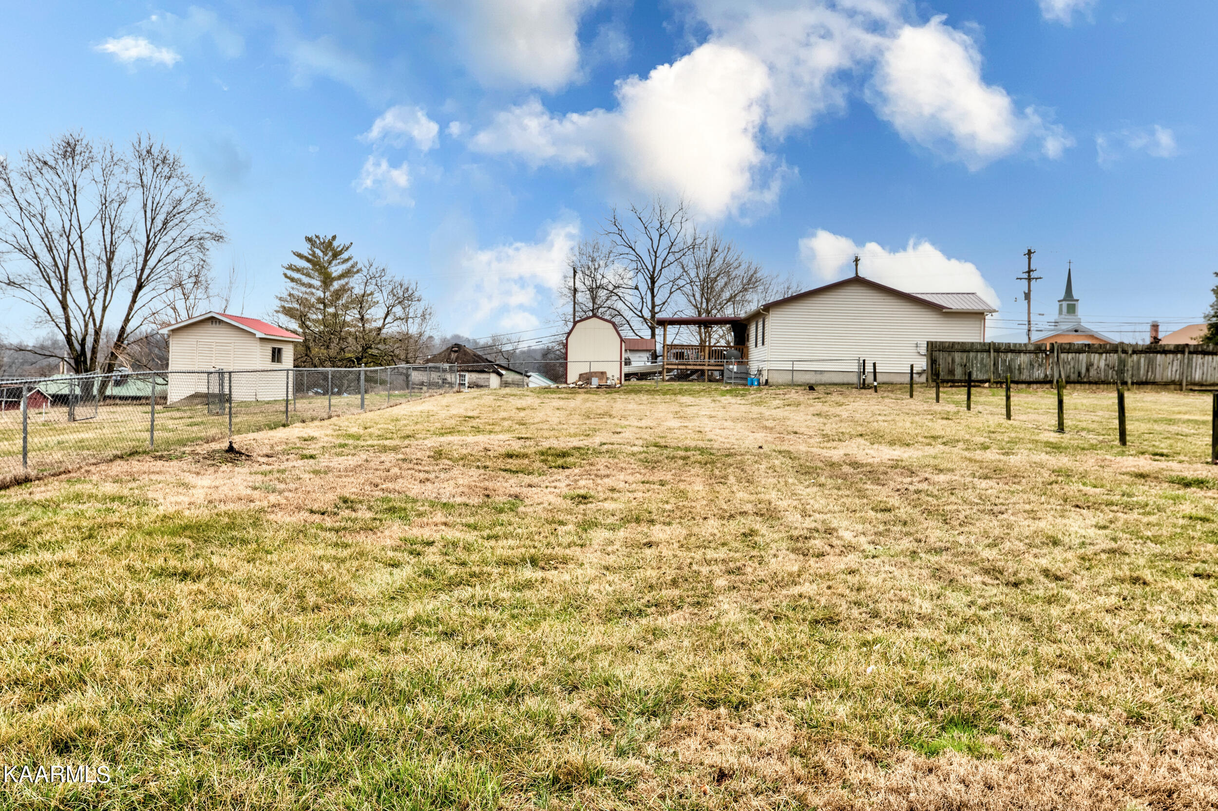 502 S 12th St, LaFollette