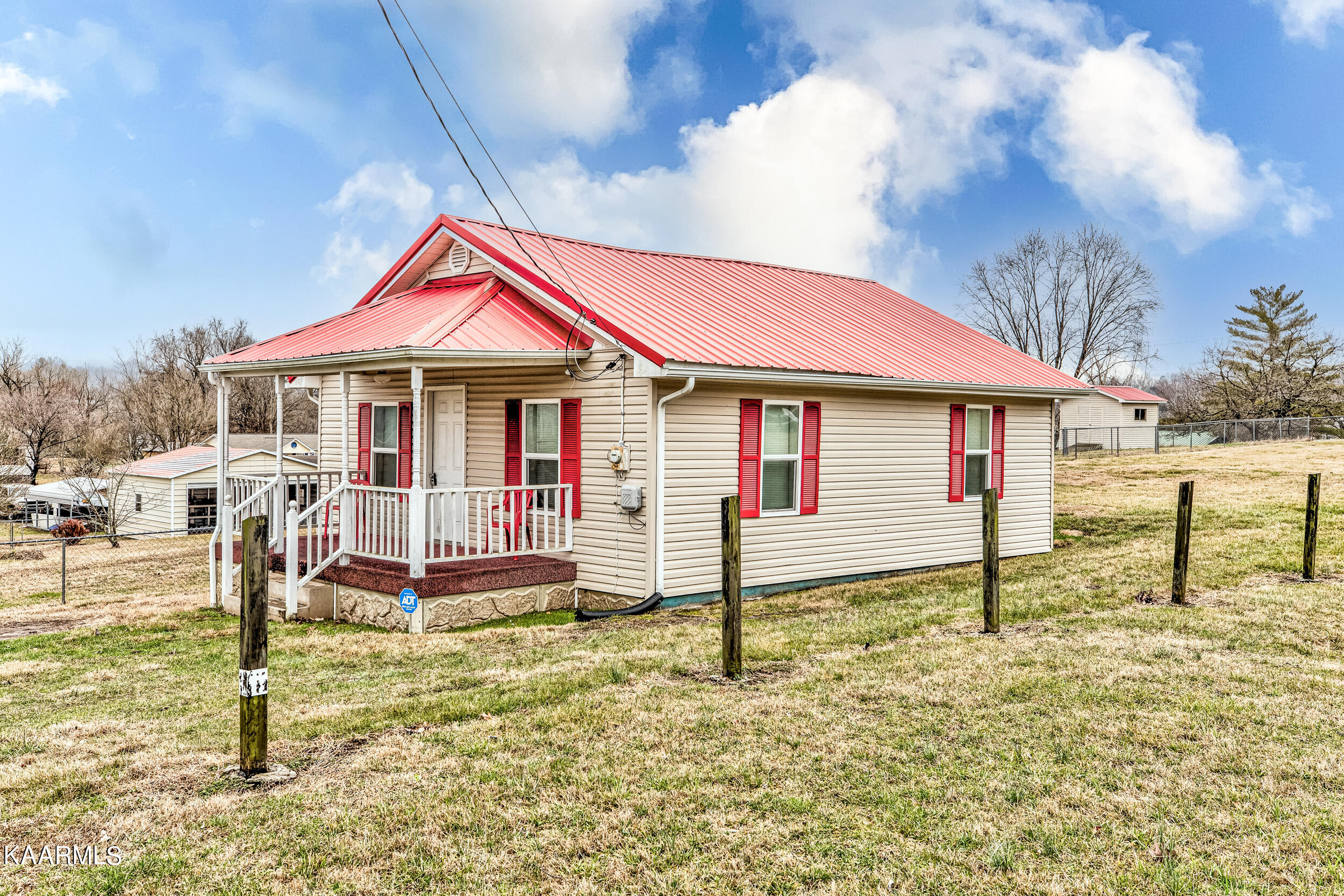 502 S 12th St, LaFollette