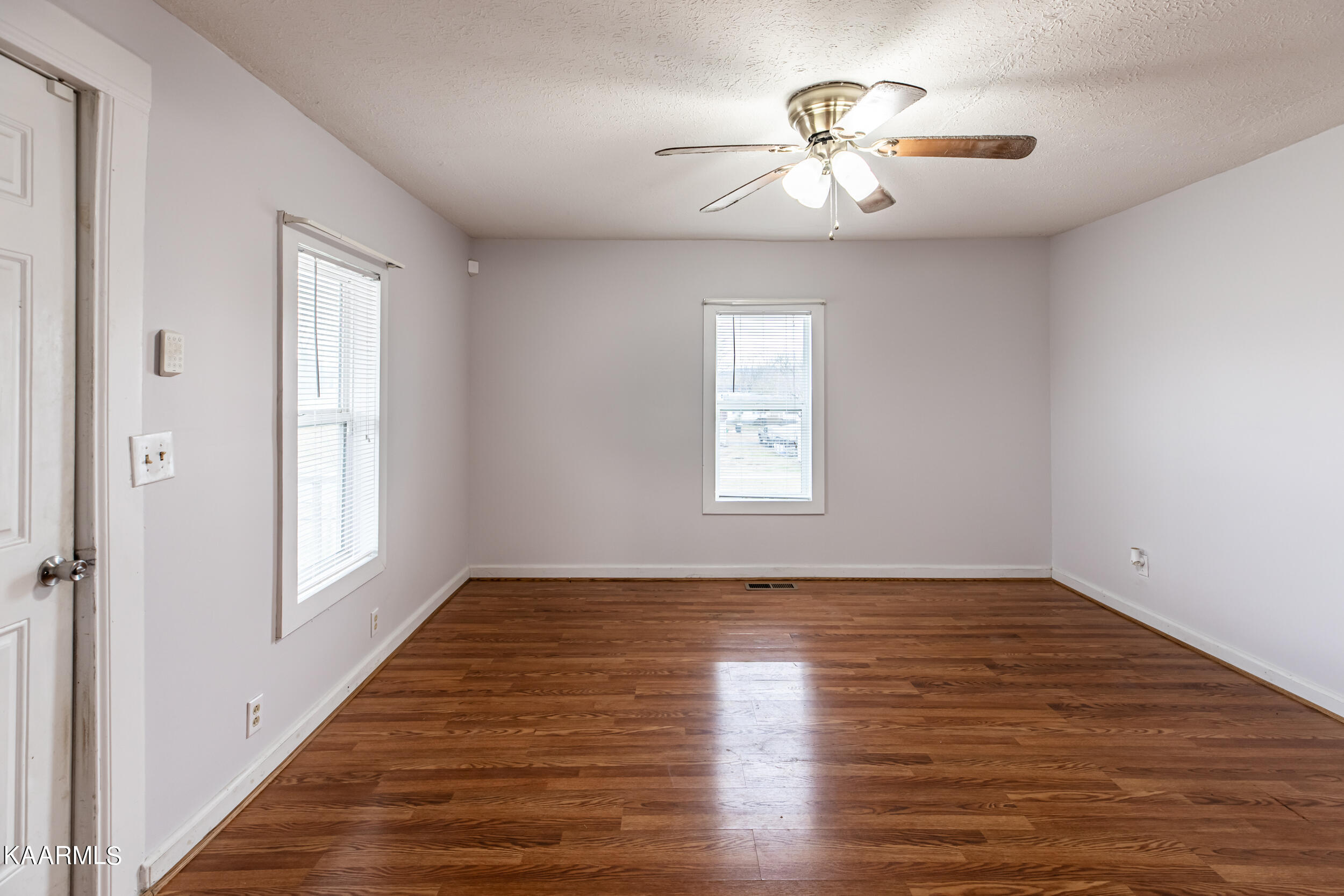 502 S 12th St, LaFollette