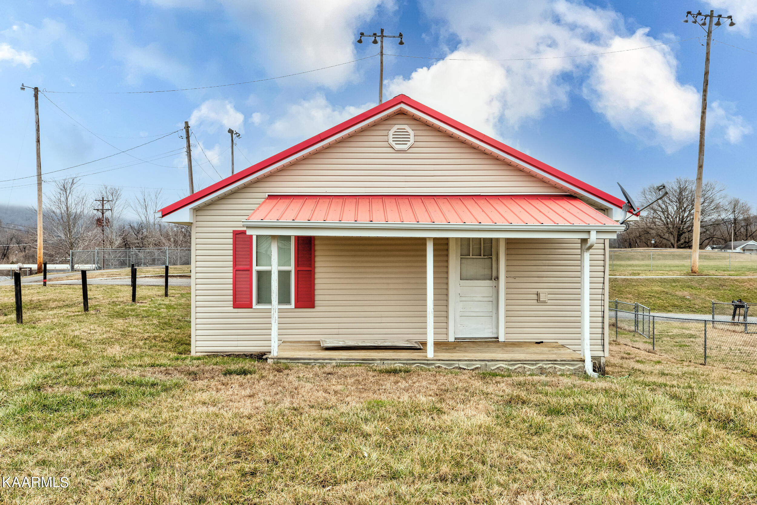 502 S 12th St, LaFollette