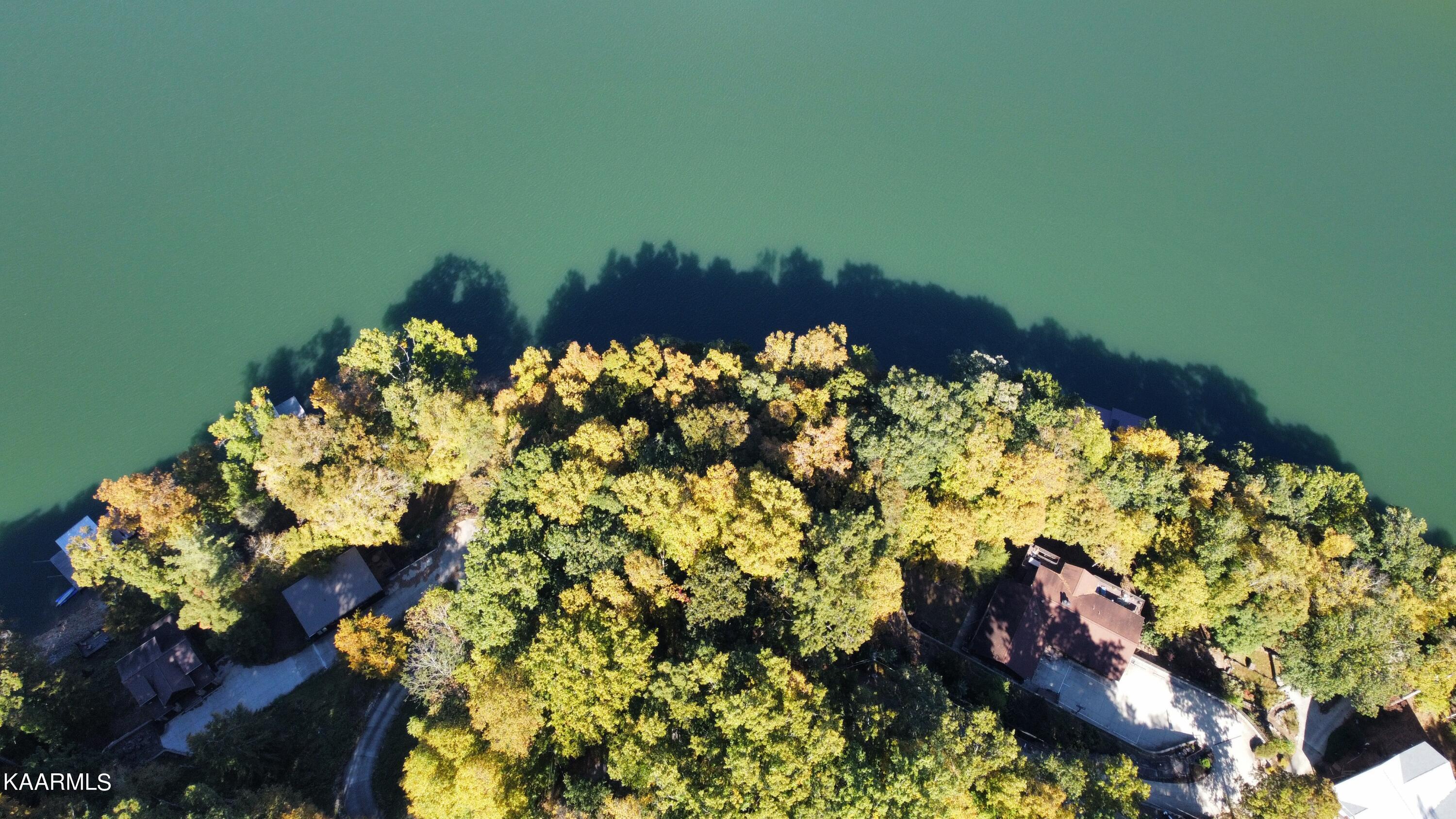 319 S Shorewood Drive