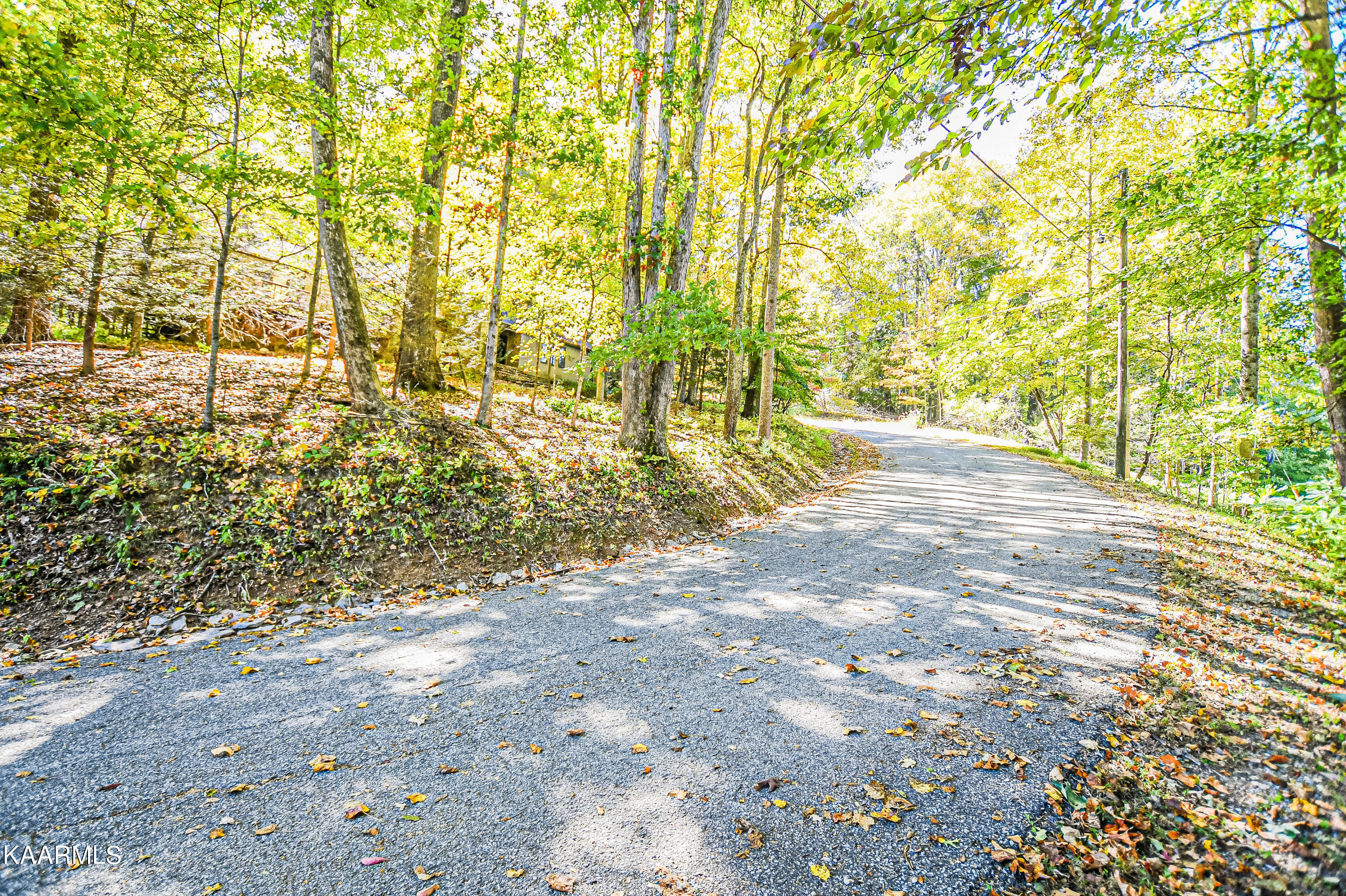 319 S Shorewood Drive