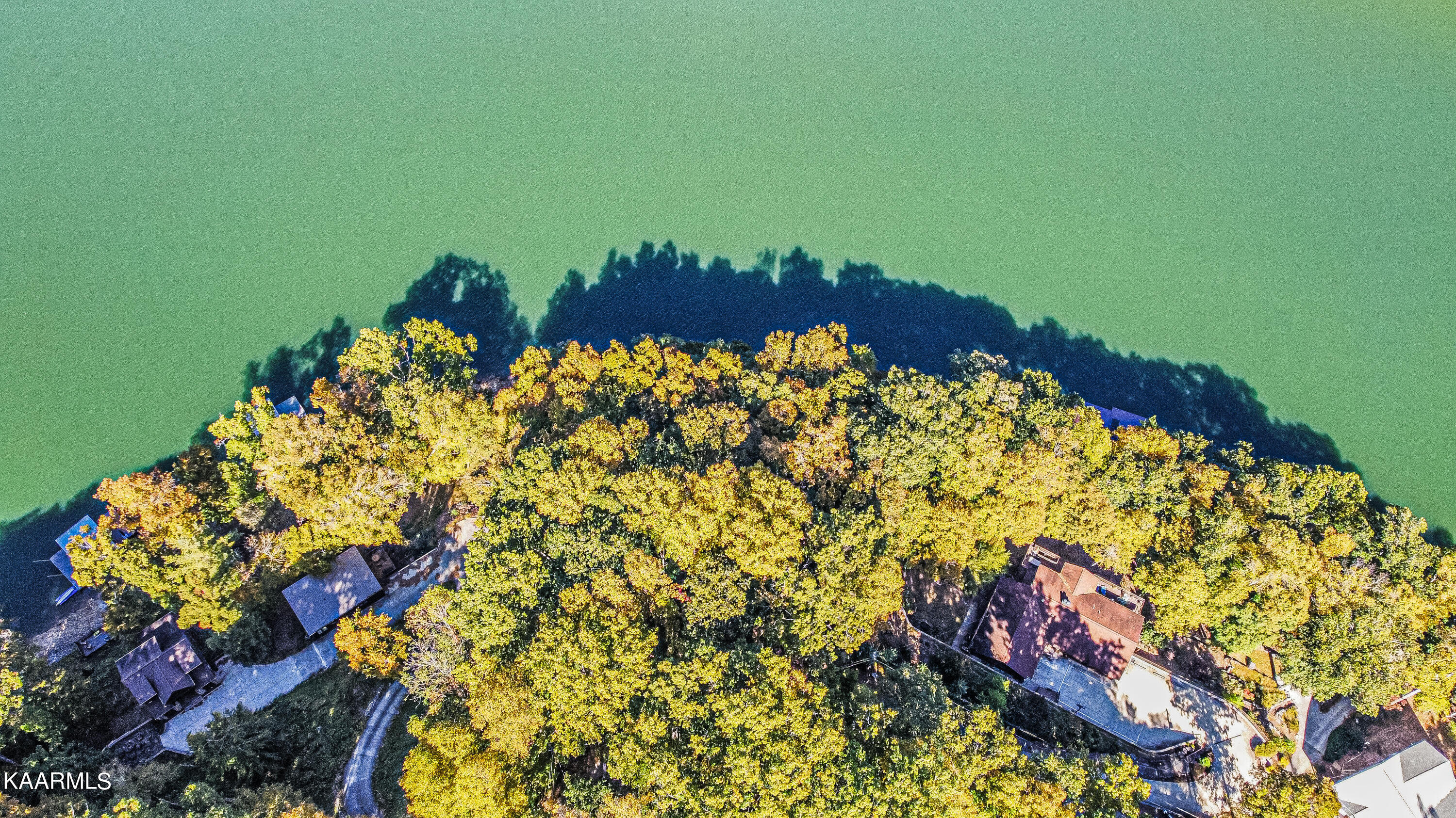 319 S Shorewood Drive