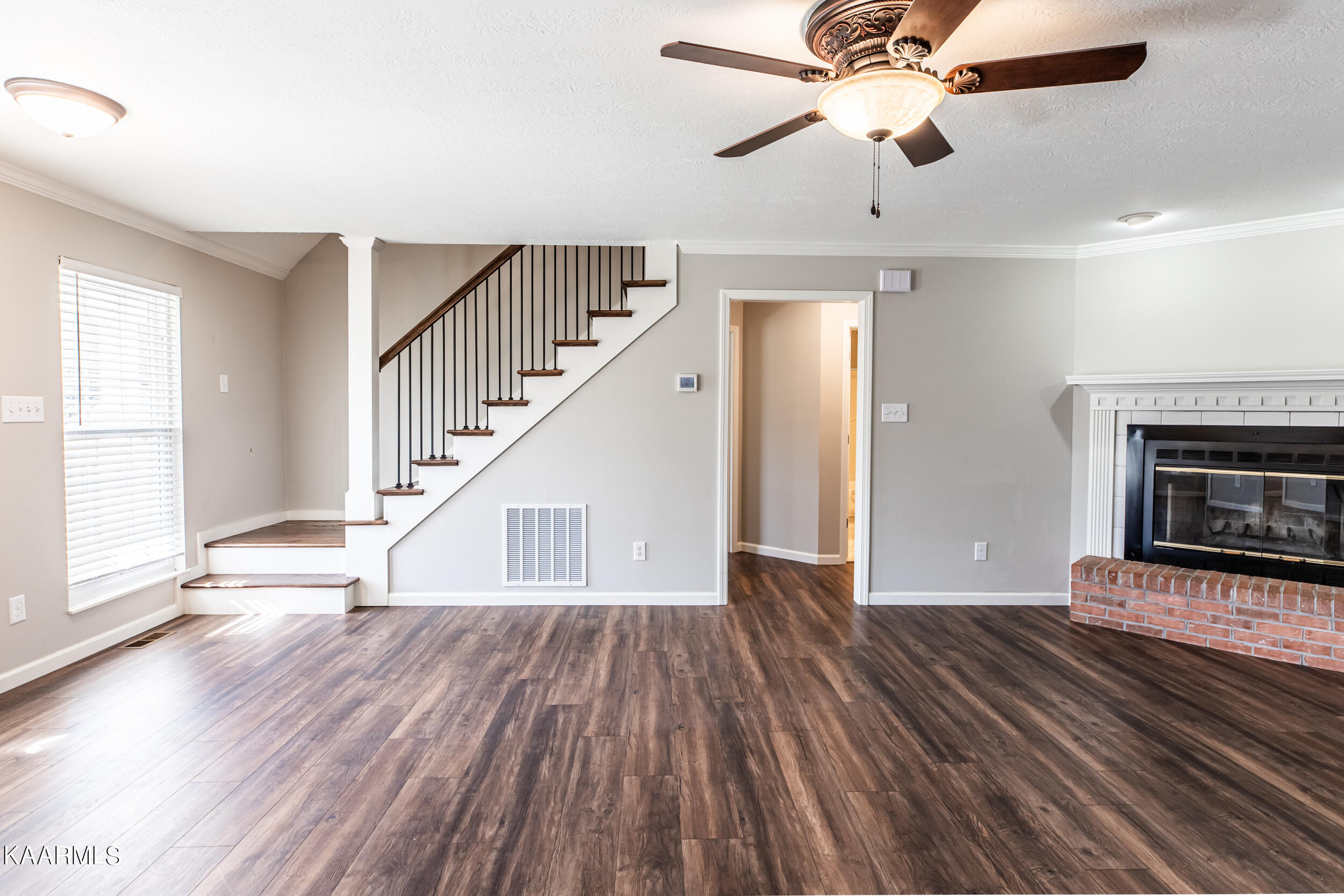 8004 Campbells Point Rd