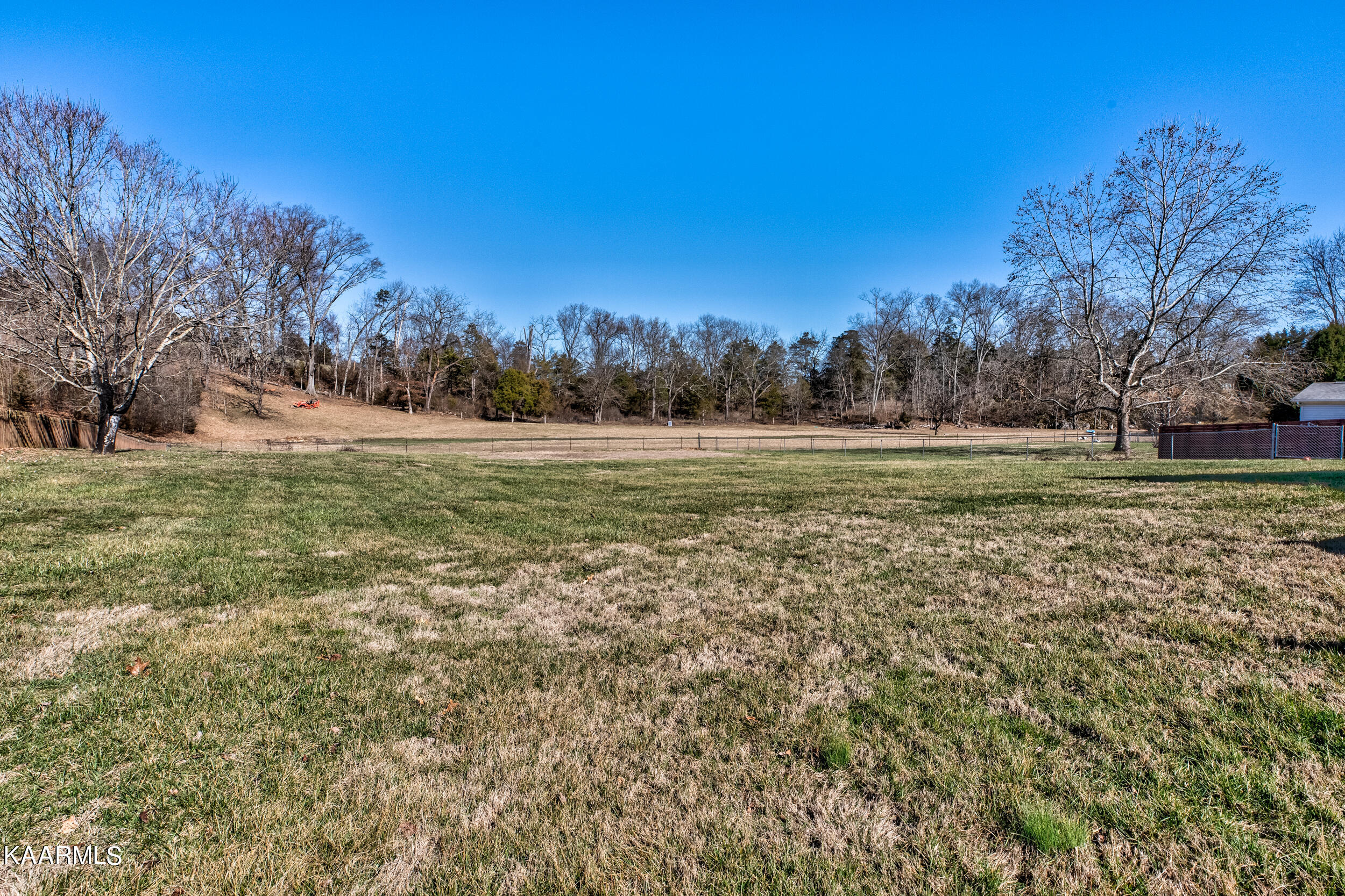 8004 Campbells Point Rd