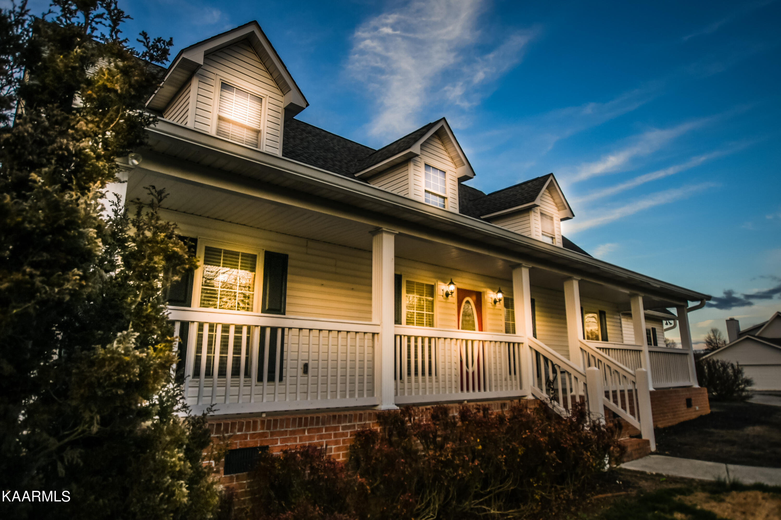 8004 Campbells Point Rd