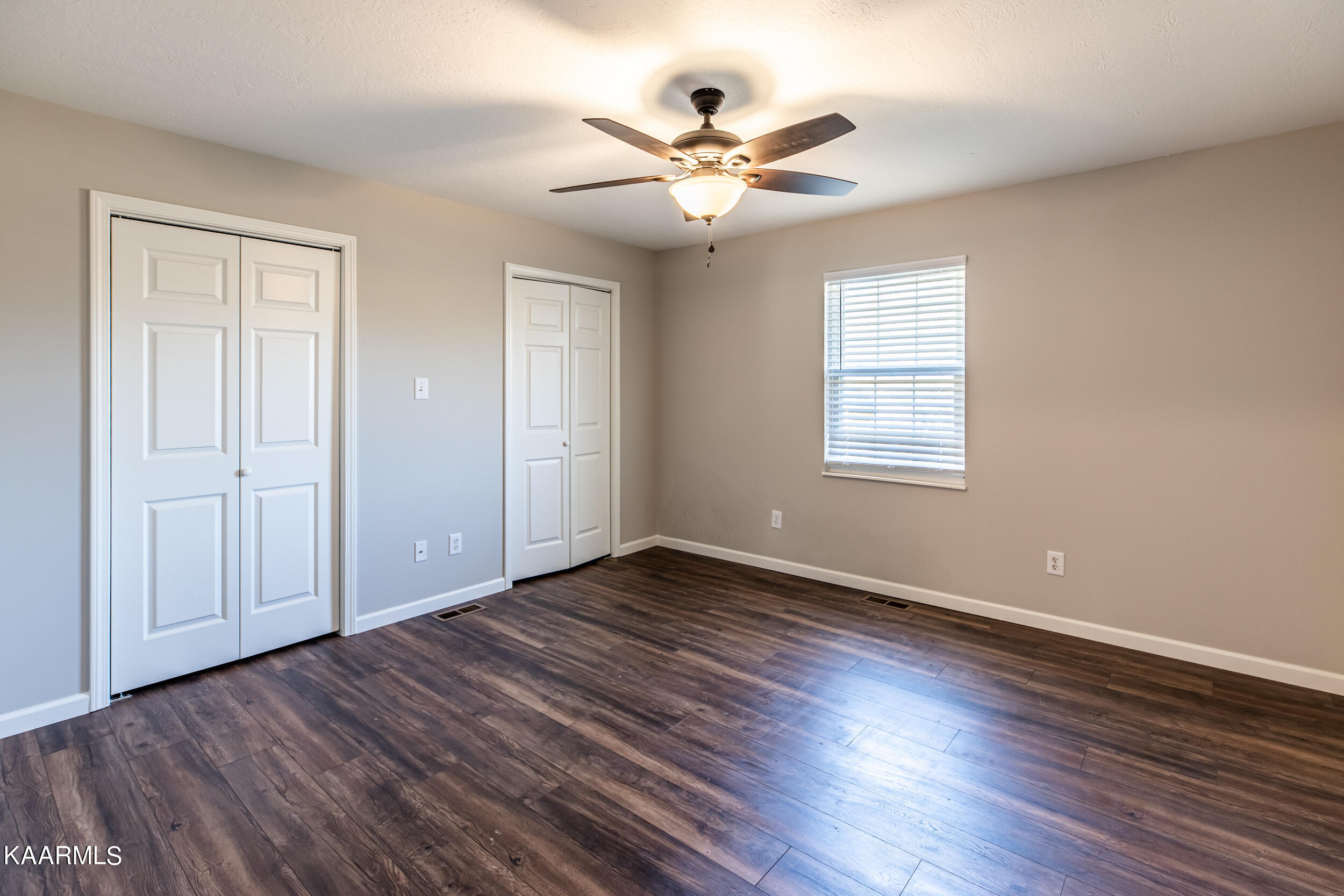 8004 Campbells Point Rd